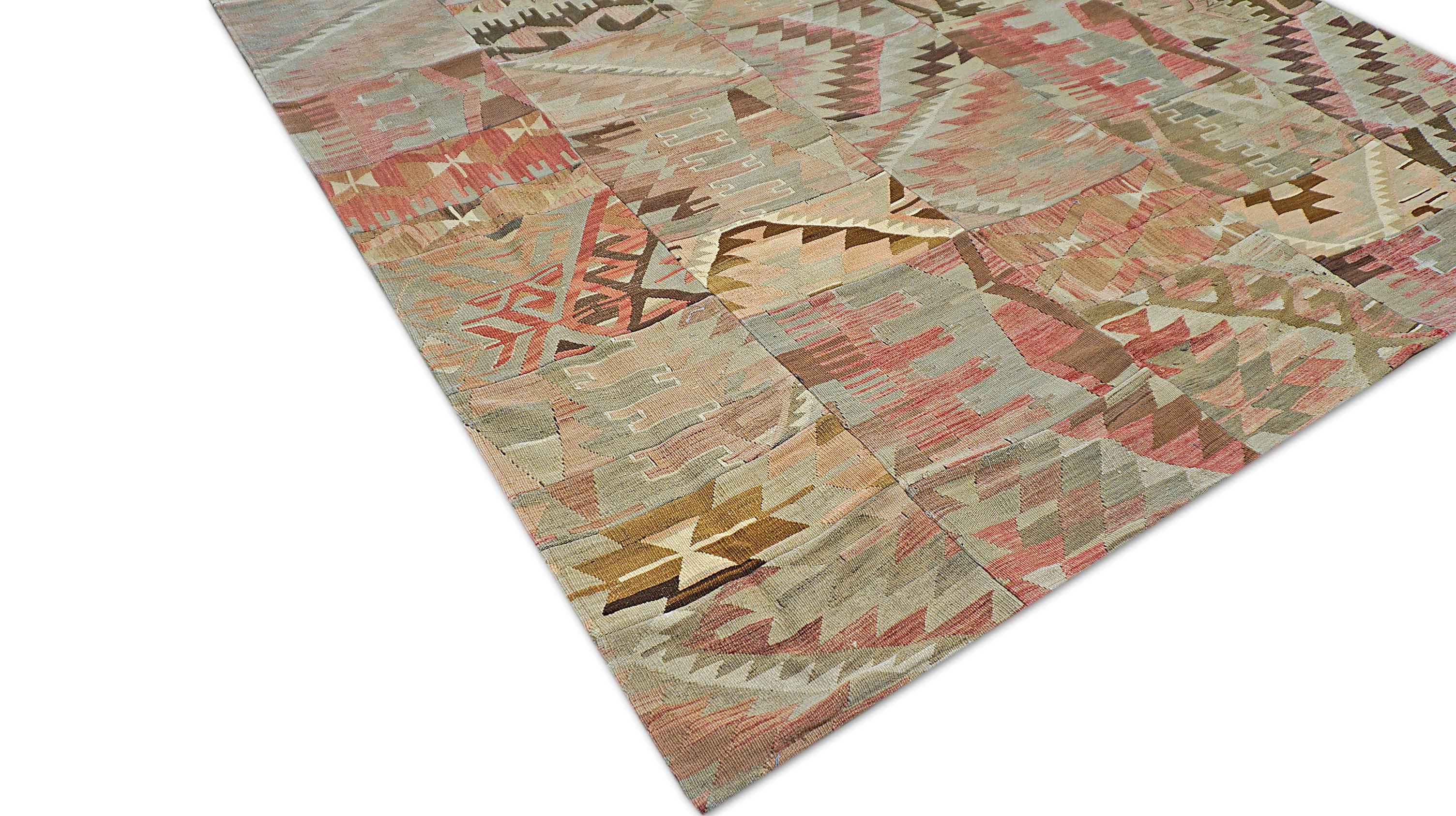 Hand-Woven Vintage Earthy Toned Geometric Wool Patchwork Rug 6'1''x9'8'' For Sale