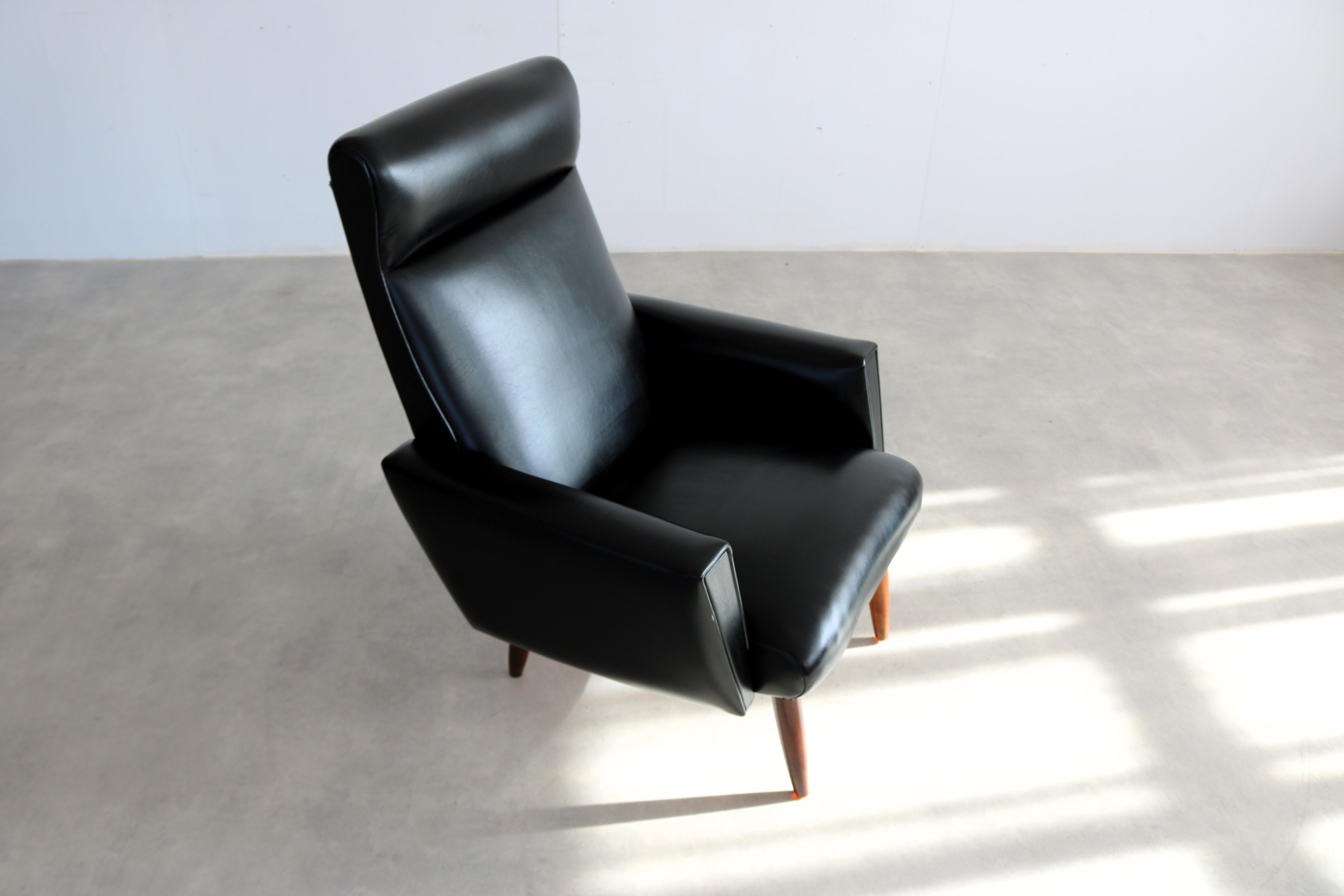 Mid-20th Century vintage easy chair  armchair  60s  Danish For Sale