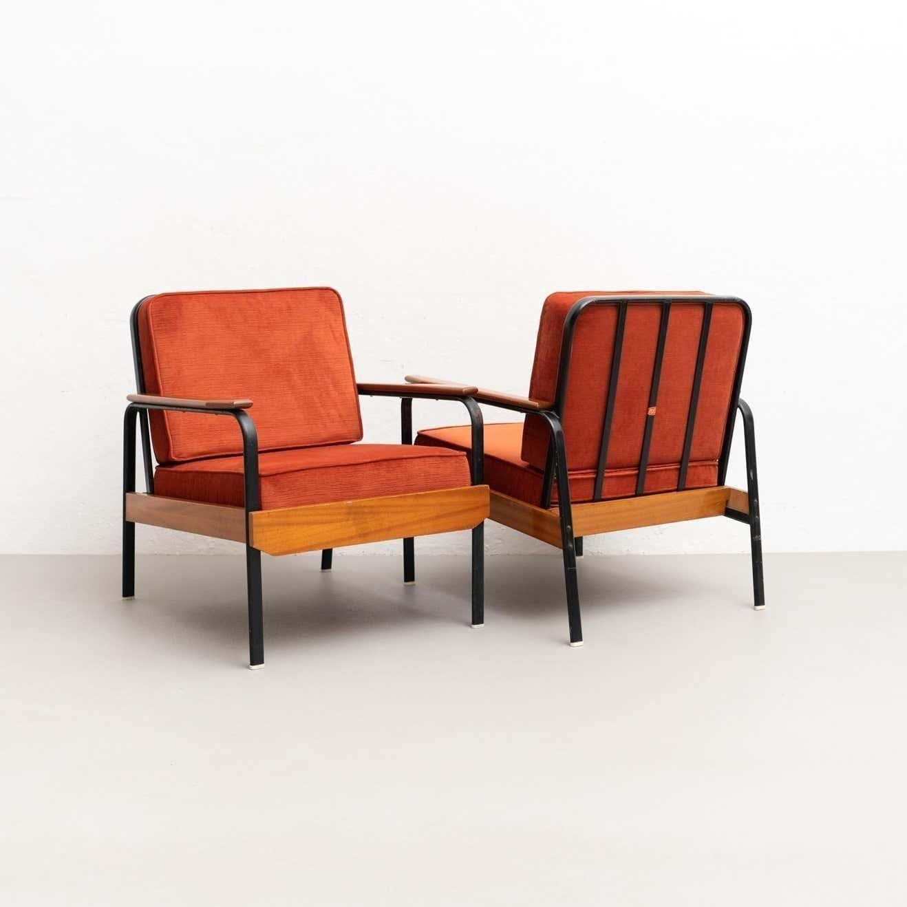 Vintage-Sessel aus den 1950er Jahren im Stil von Jean Prouvé - 2er-Set im Zustand „Gut“ im Angebot in Barcelona, ES