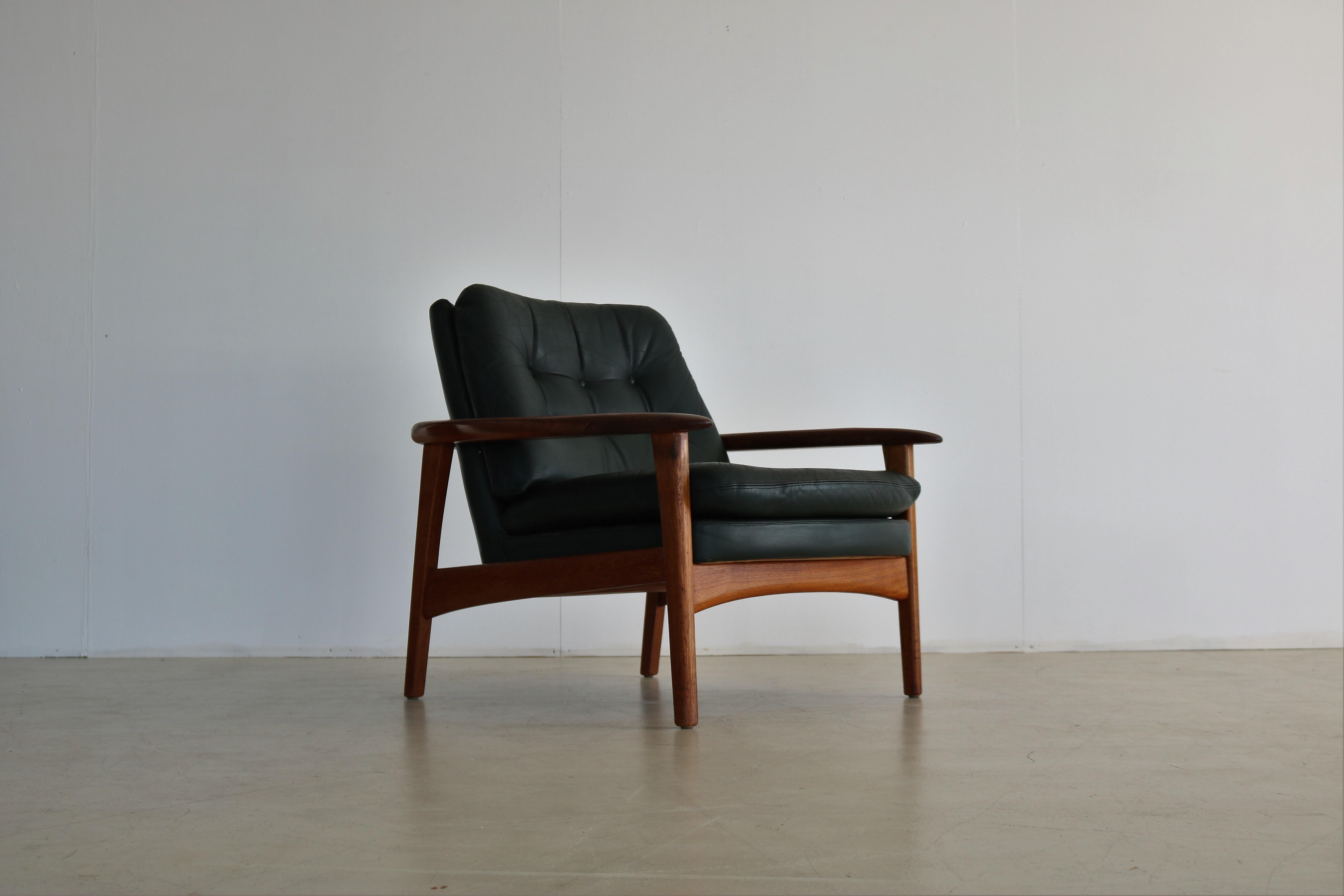 Vintage Easy Chair Teak Leather 60s Armchair For Sale 7