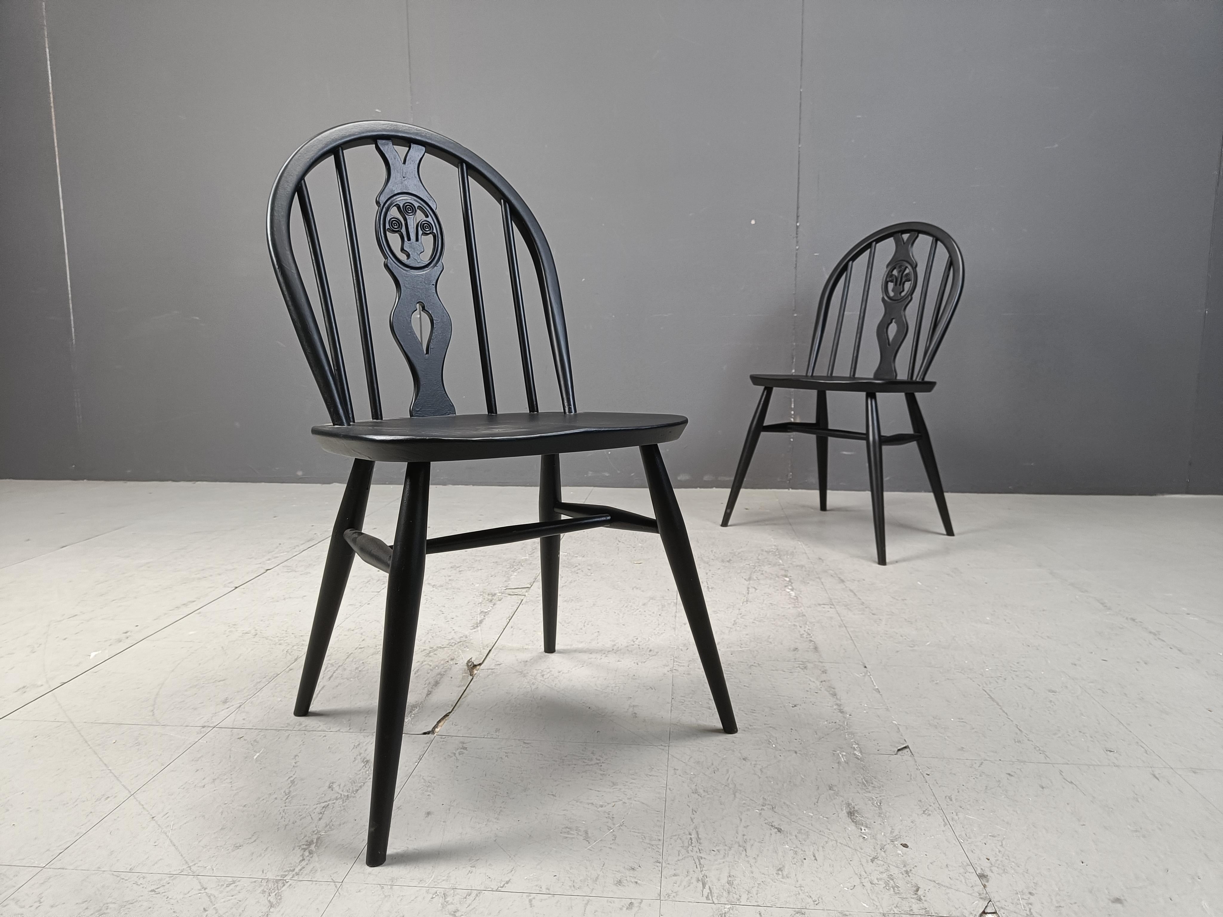 Sedie da pranzo vintage ebanizzate di Ercol, anni '50 in vendita 2