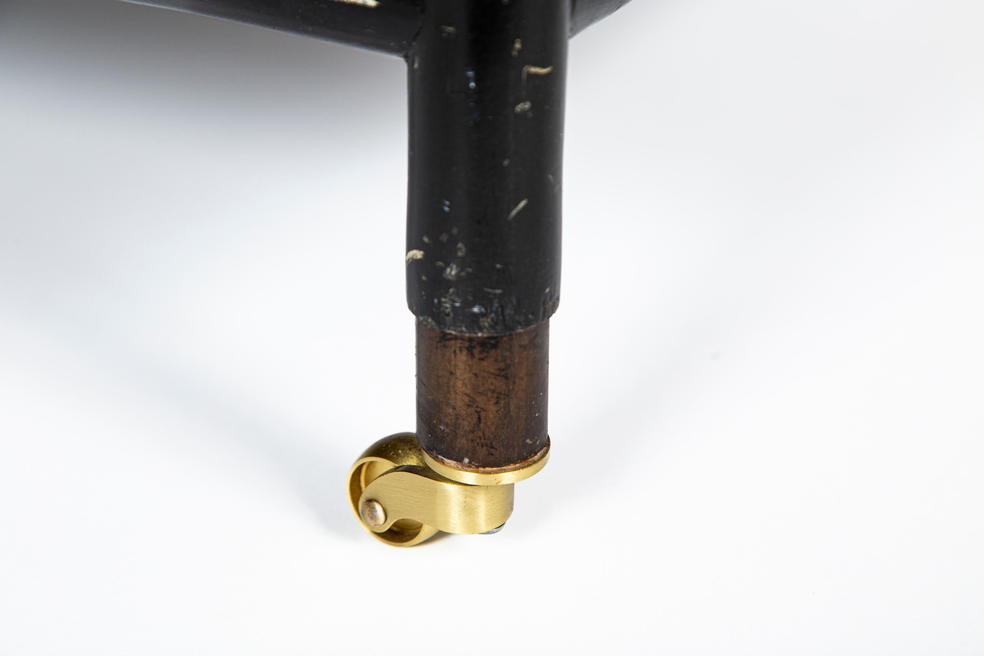 Carrello da bar in finto bambù ebanizzato d'epoca, 20° secolo in vendita 4