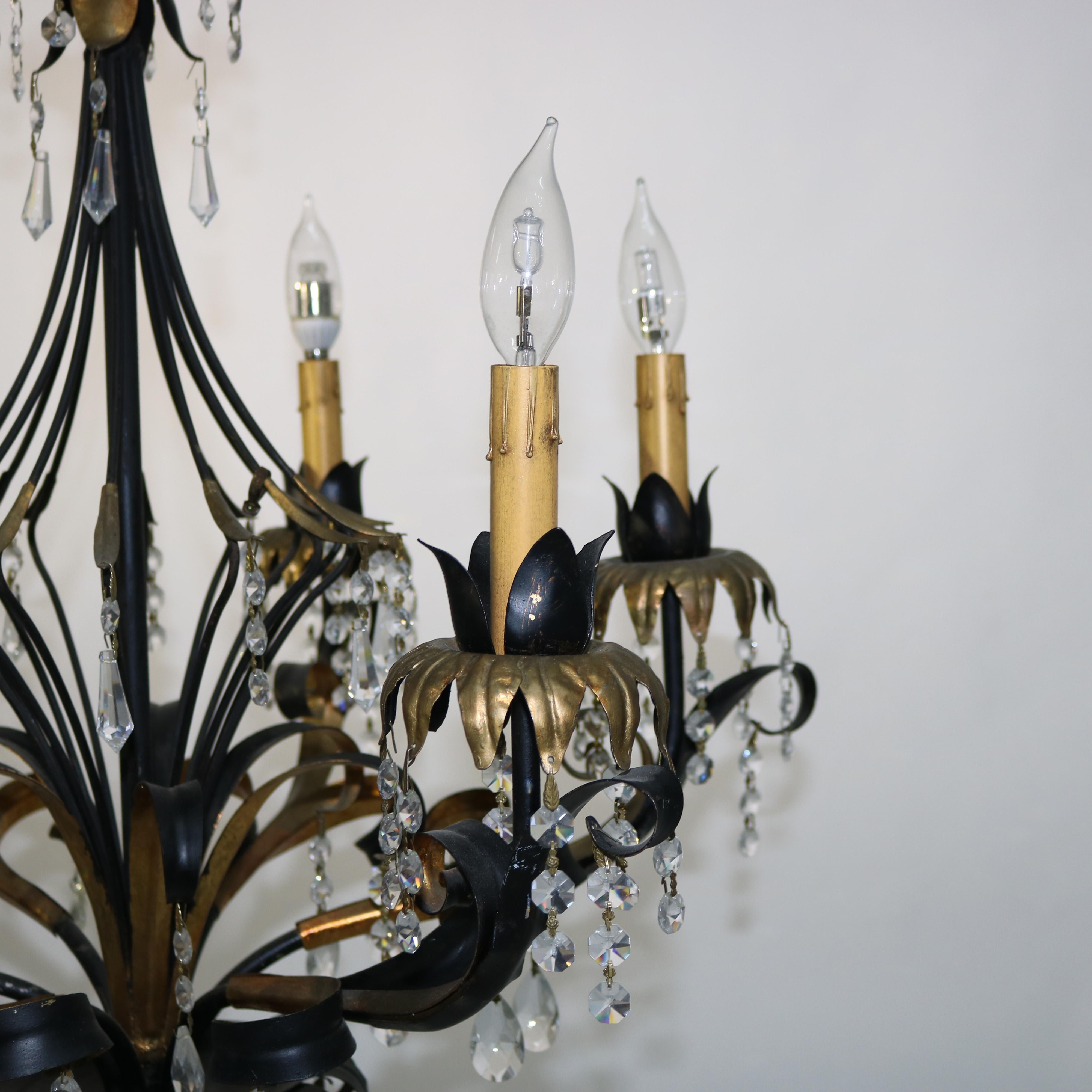 Vintage Ebonized & Gold vergoldet Sechs-Licht Foliate Form Kristall-Kronleuchter C1940 (20. Jahrhundert) im Angebot