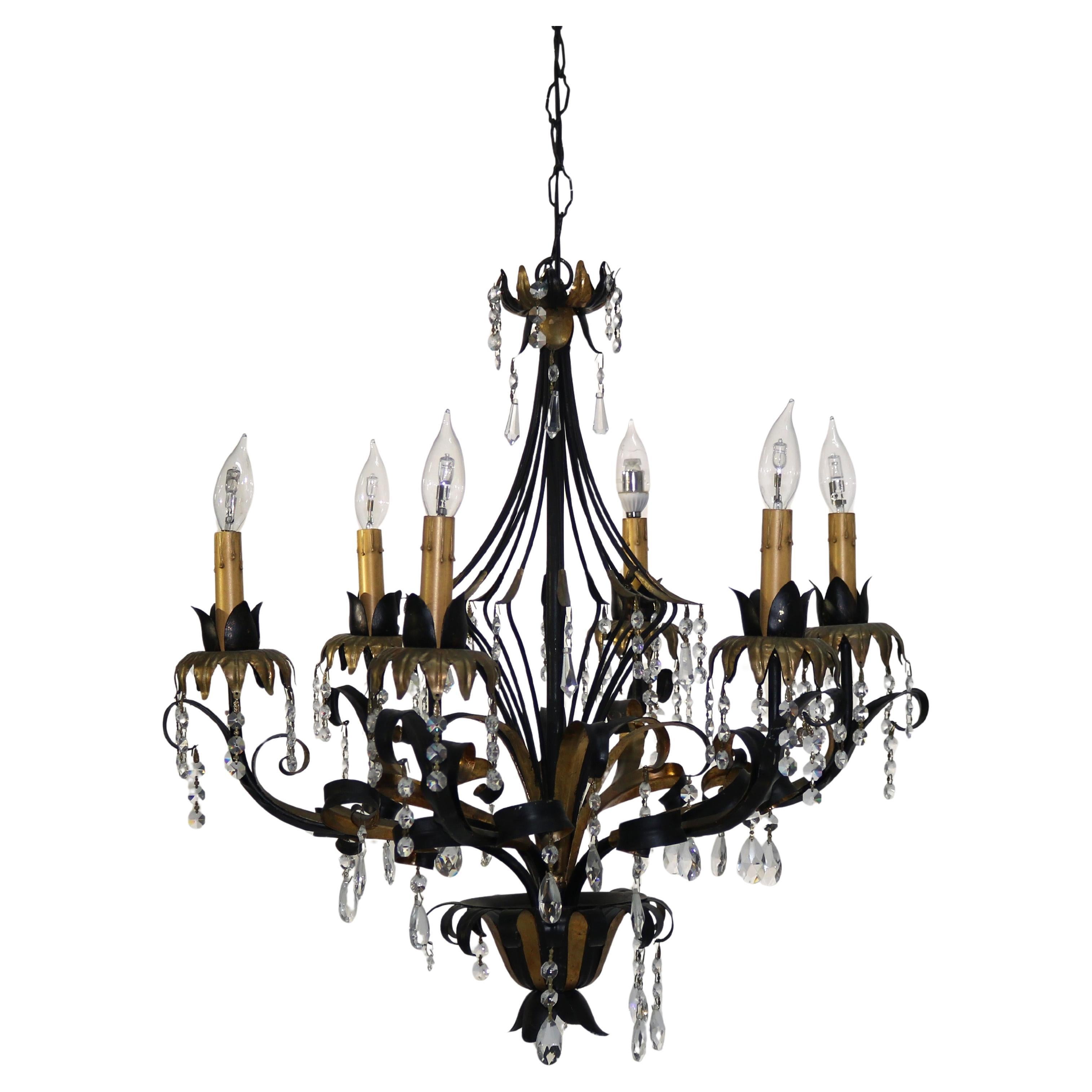 Lustre vintage à six lumières en cristal de forme feuillagé, ébénisé et doré, C1940