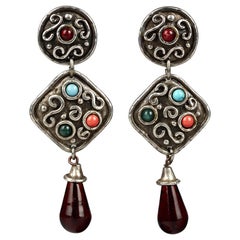 EDOUARD RAMBAUD, boucles d'oreilles pendantes vintage géométriques ethniques