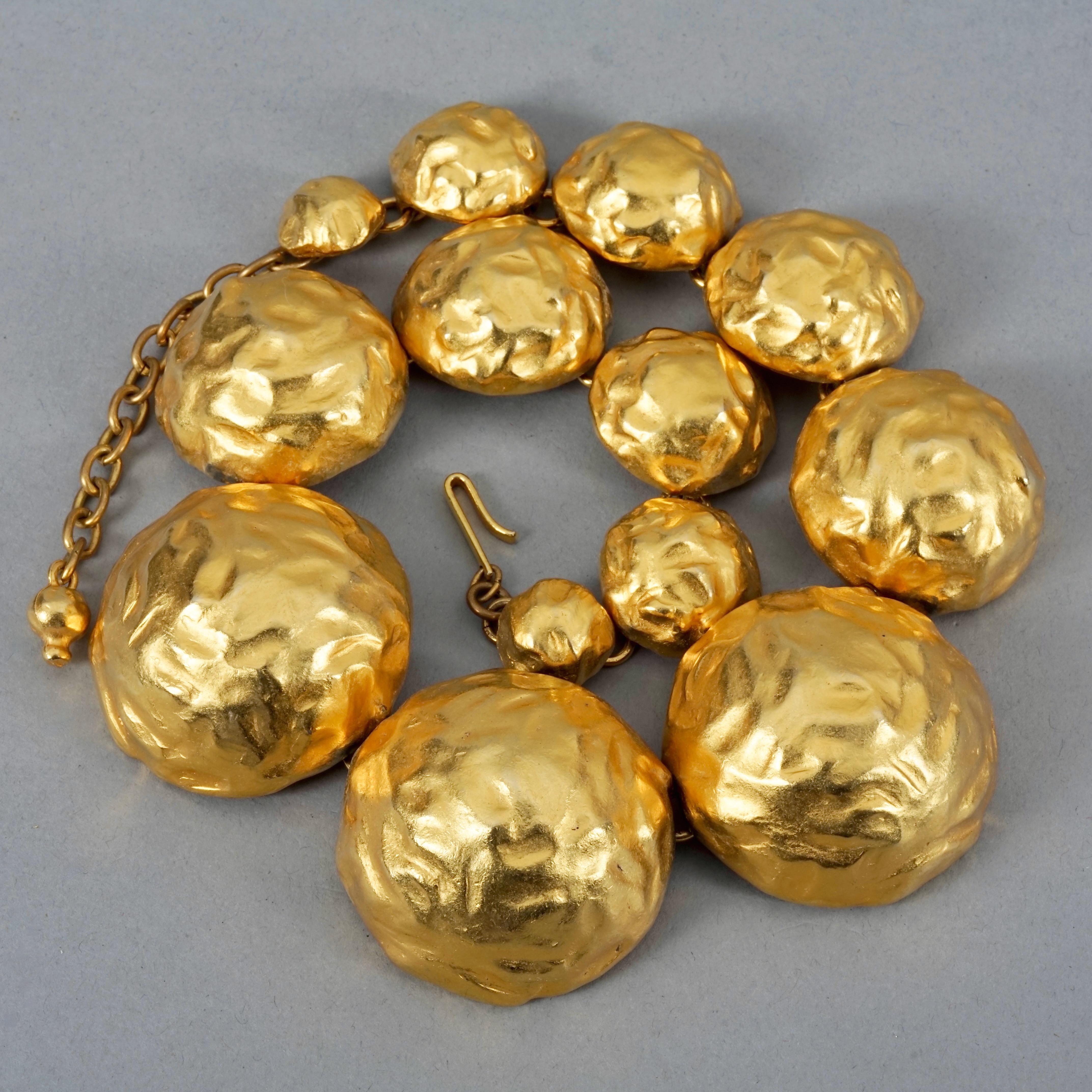 Vintage EDOUARD RAMBAUD Hammered Demi Sphere Link Necklace In Excellent Condition For Sale In Kingersheim, Alsace