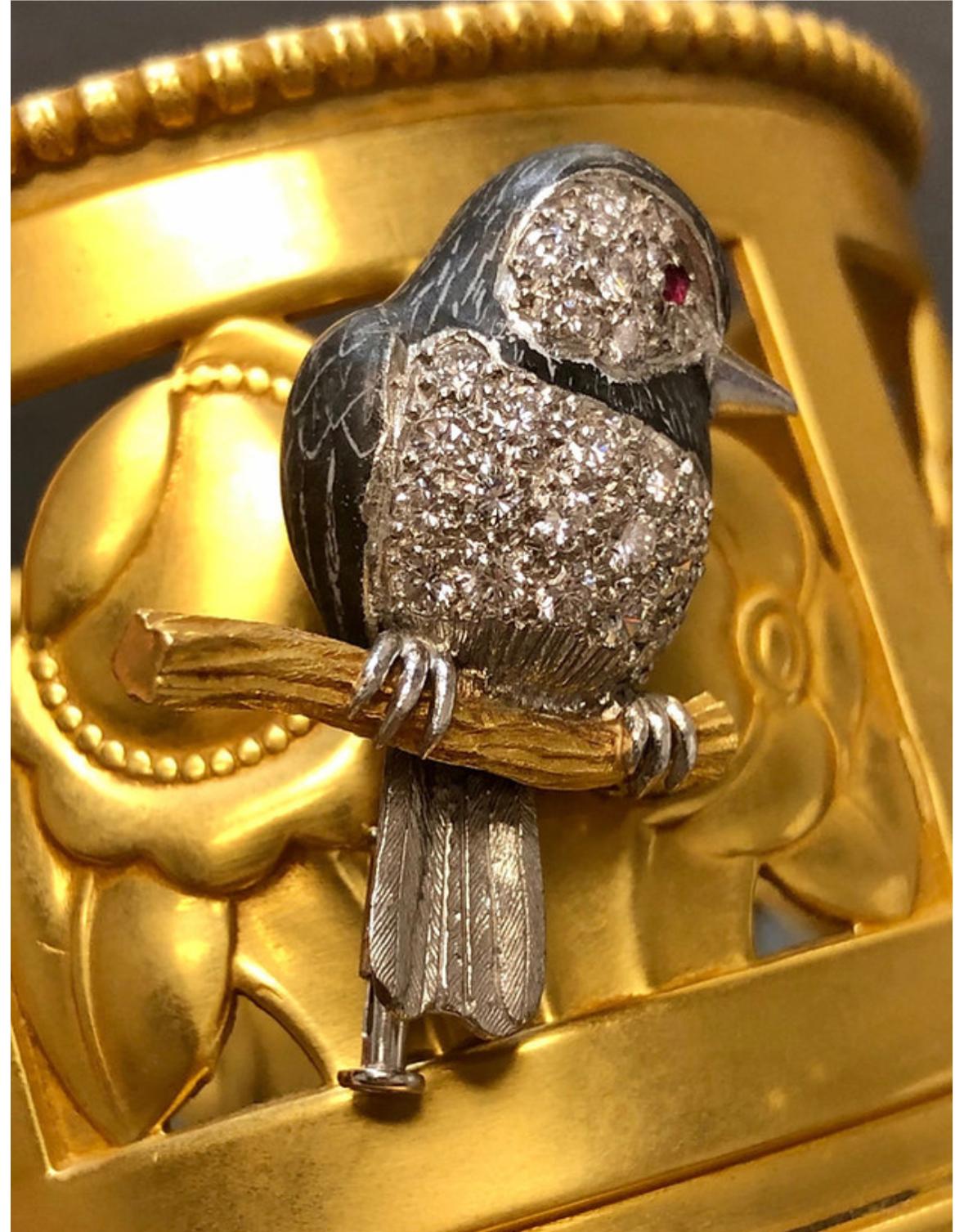 Round Cut Vintage Edward Wolfe 18K & Enamel Diamond Ruby Humming Bird Brooch For Sale