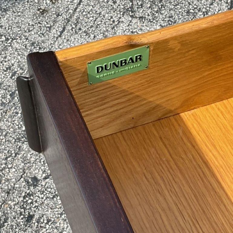 Mid-Century moderno Cassettiera d'epoca Edward Wormley per Dunbar in vendita