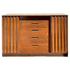 Vintage-Sideboard mit Schiebetüren von Edward Wormley für Dunbar