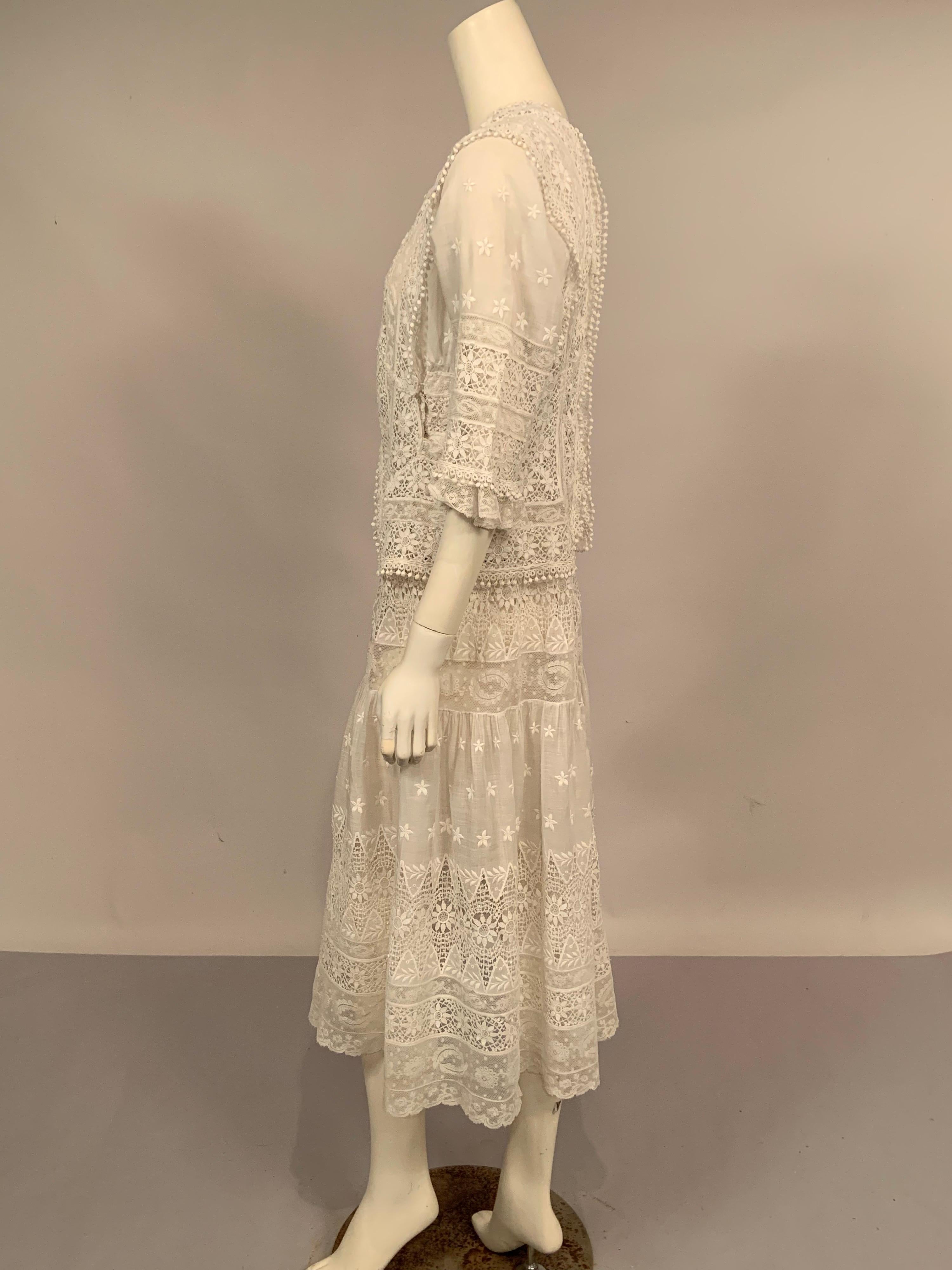 Vintage Edwardian Embroidered Linen and Lace White Dress For Sale at