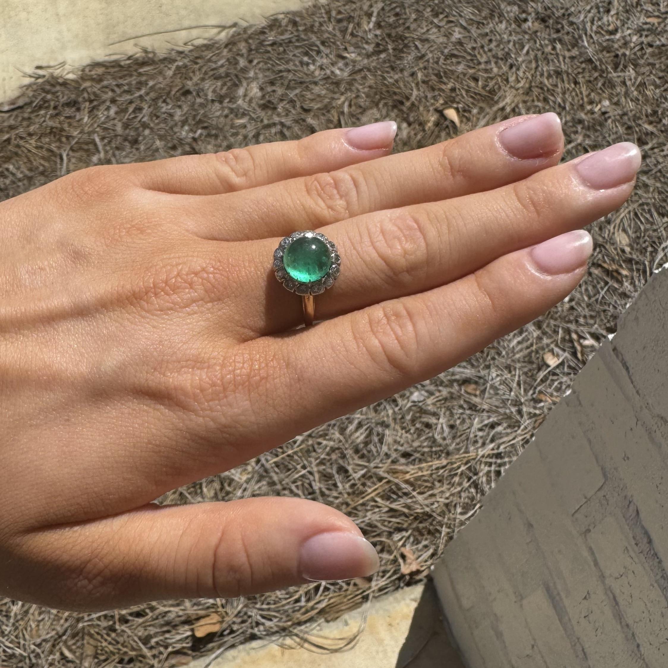 Vintage Edwardian Era Cabochon Cut Colombian Emerald Ring GIA For Sale 1