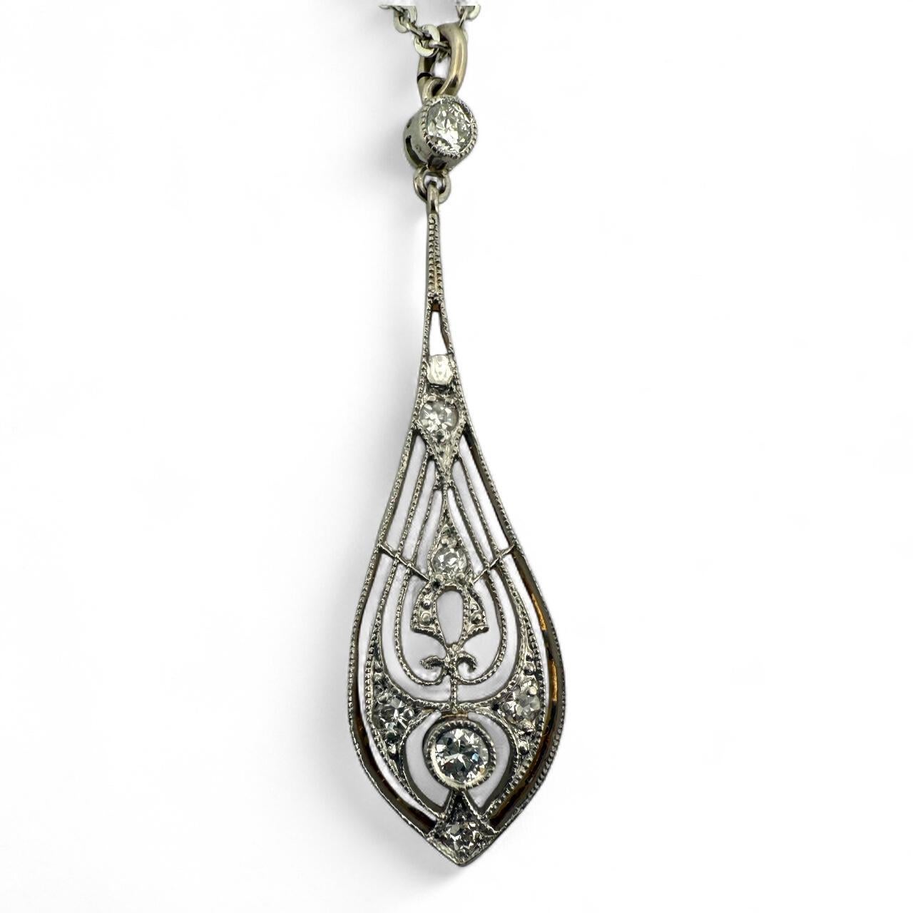 Taille vieille Europe Vintage Edwardian Era Dainty Filigree Diamond Necklace en vente
