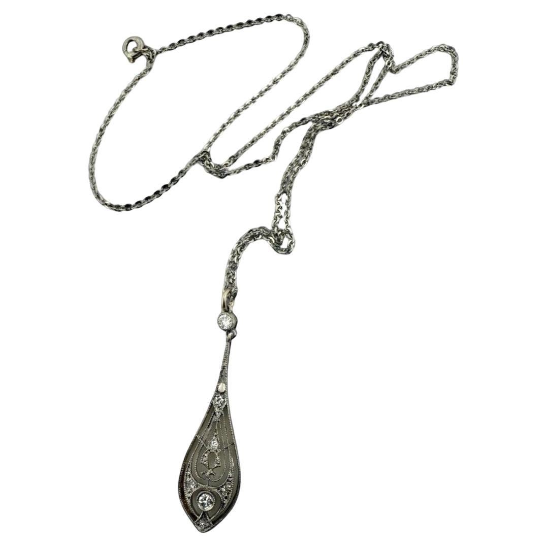 Vintage Edwardian Era Dainty Filigree Diamond Necklace en vente