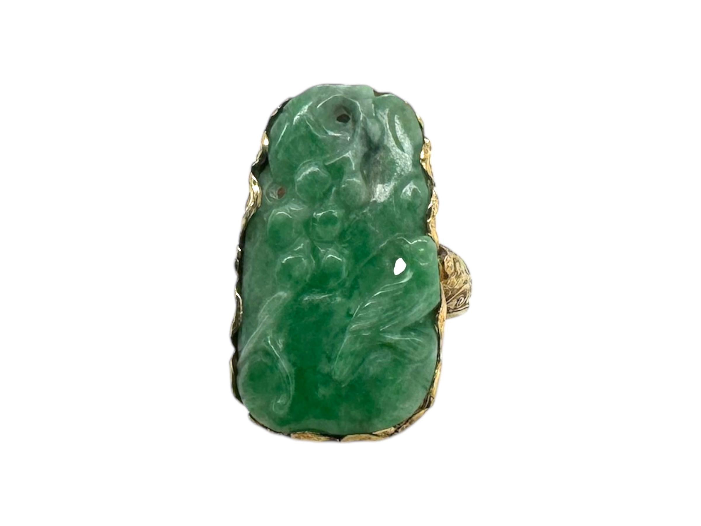 Vintage Edwardian Era Elaborately Carved Jade Ring 14K Yellow Gold For Sale 1