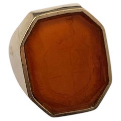 Vintage Edwardian Gold and Carnelian Large Gents Signet Crest Ring