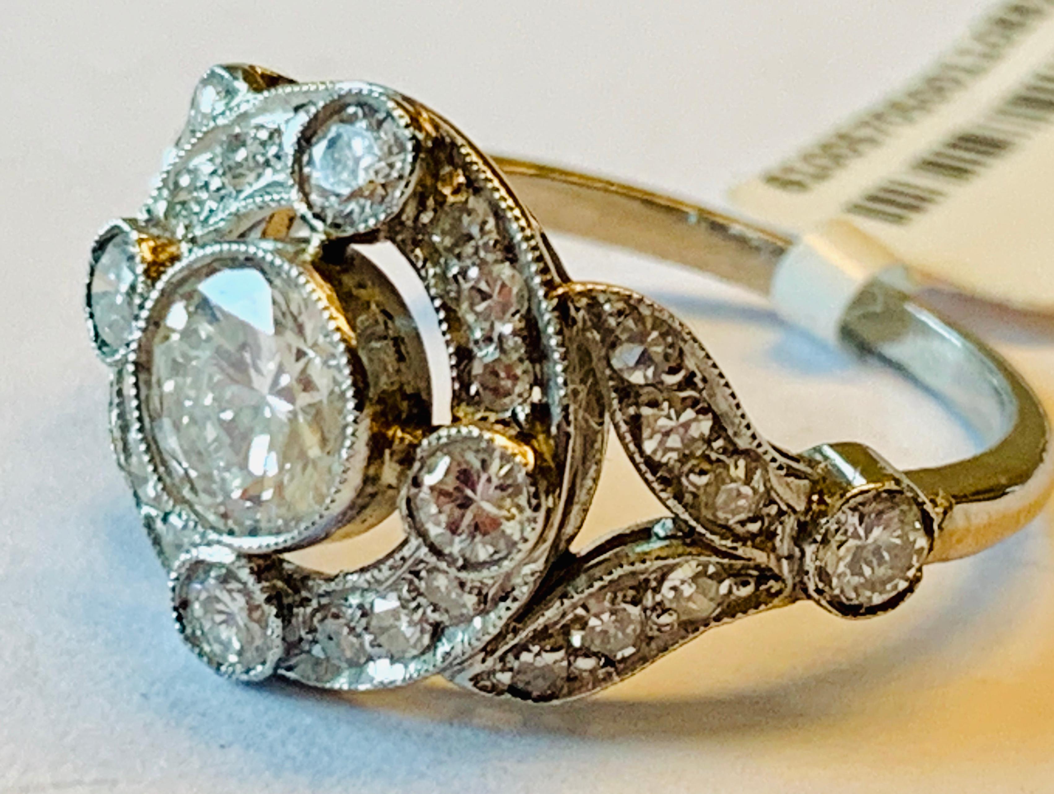 Antique Diamond Engagement Ring - Old European Cut Diamond - Edwardian Era circa 1905-1920 - Platinum. An amazing antique diamond ring featuring one central european cut bezel set diamond ca. 0.90 ct in stunning platinum mounting decorated with