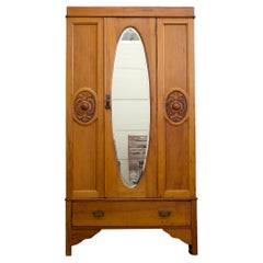Armadio o mobile da sala edoardiano d'epoca in legno di raso, del 1900