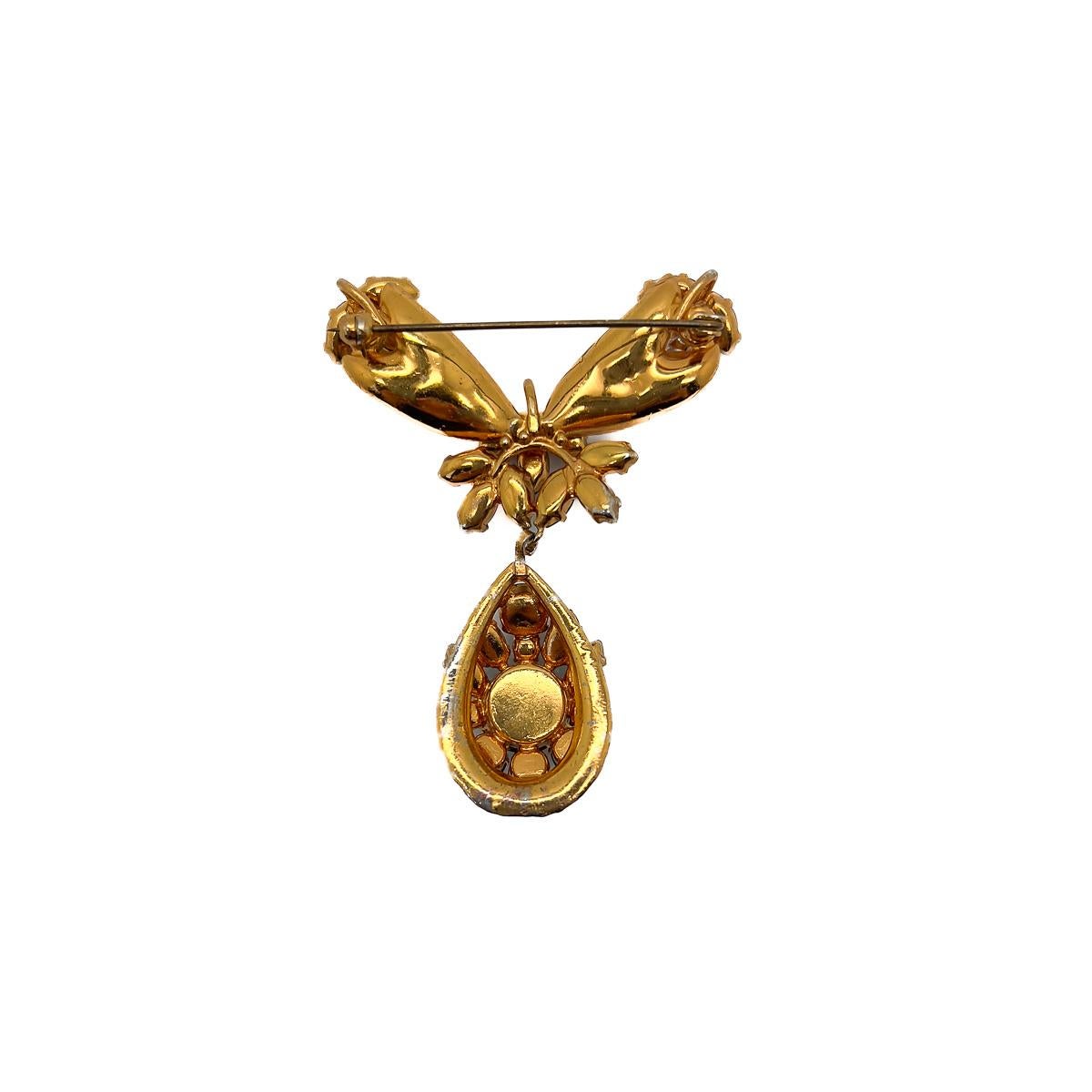 Women's or Men's Vintage Edwardian Style Blue & Champagne Topaz Brooch 1950s For Sale