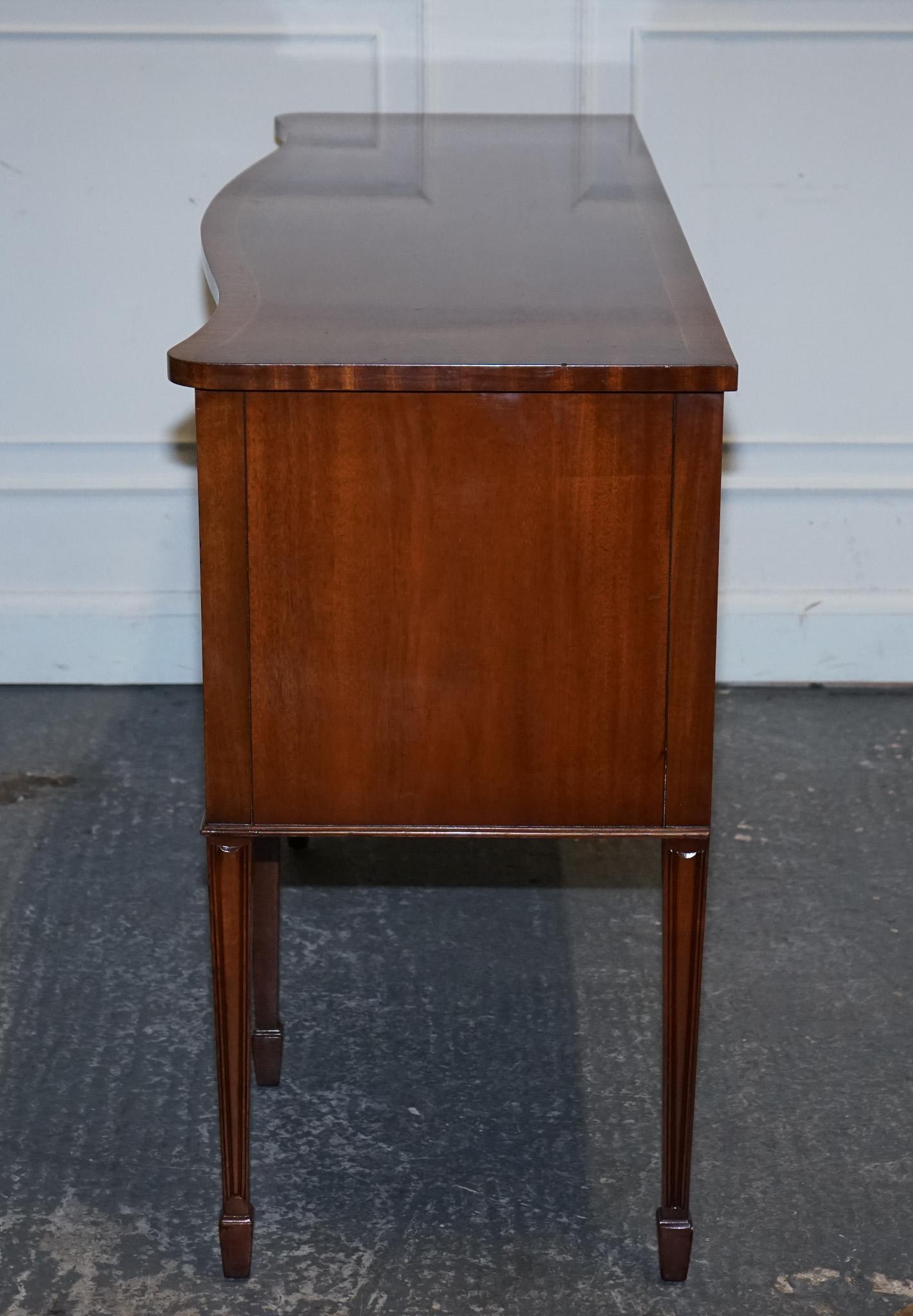 SEDIA IN LEGNO DURO IN STILE EDWARDIANO D'EPOCA REALIZZATA DA JAYCEE FURNiTURE in vendita 7