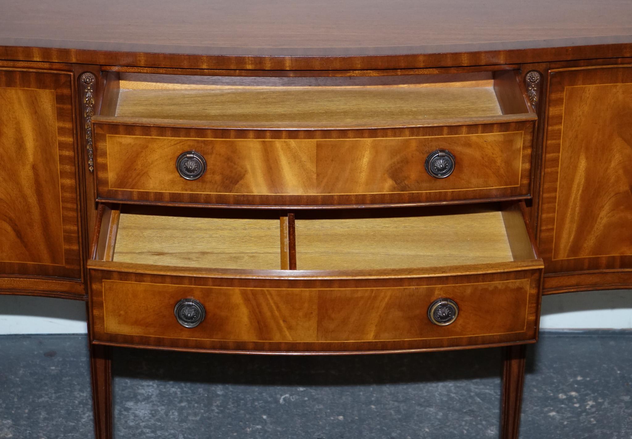 SEDIA IN LEGNO DURO IN STILE EDWARDIANO D'EPOCA REALIZZATA DA JAYCEE FURNiTURE in vendita 10