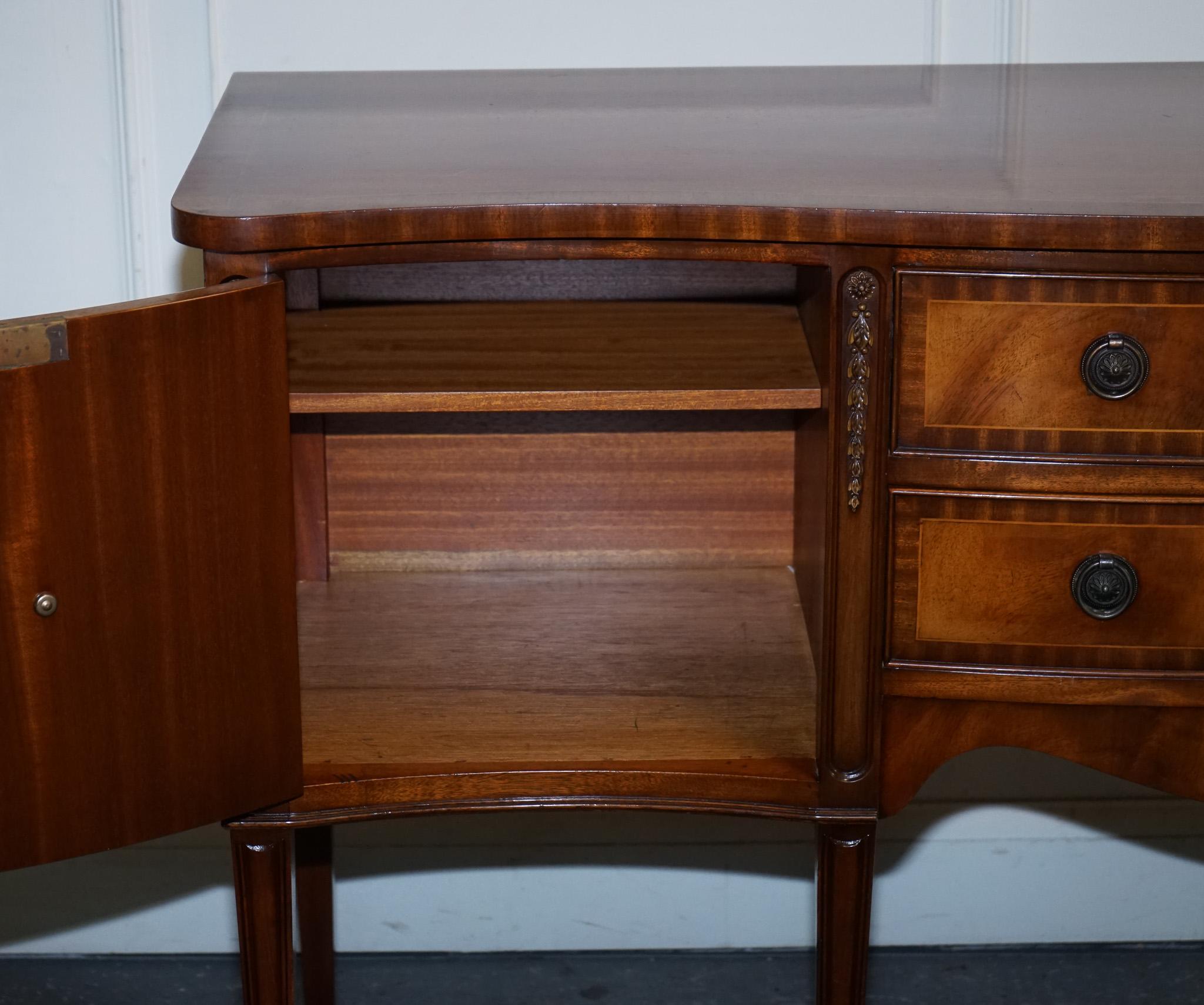 Legno massiccio SEDIA IN LEGNO DURO IN STILE EDWARDIANO D'EPOCA REALIZZATA DA JAYCEE FURNiTURE in vendita