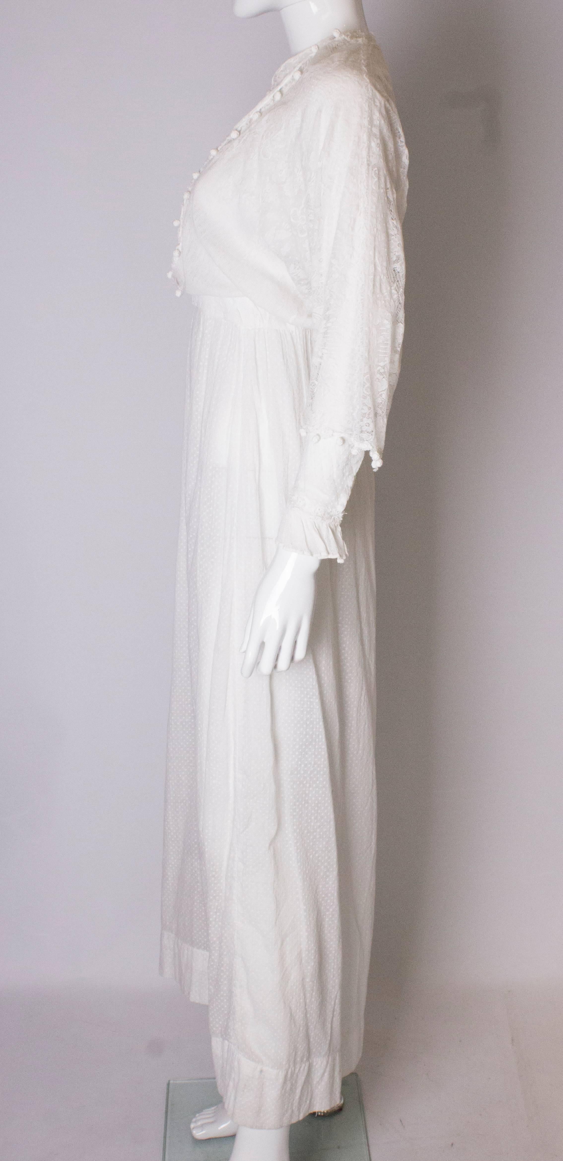 Women's A vintage Edwardian white cotton lawn dress with lace detail 