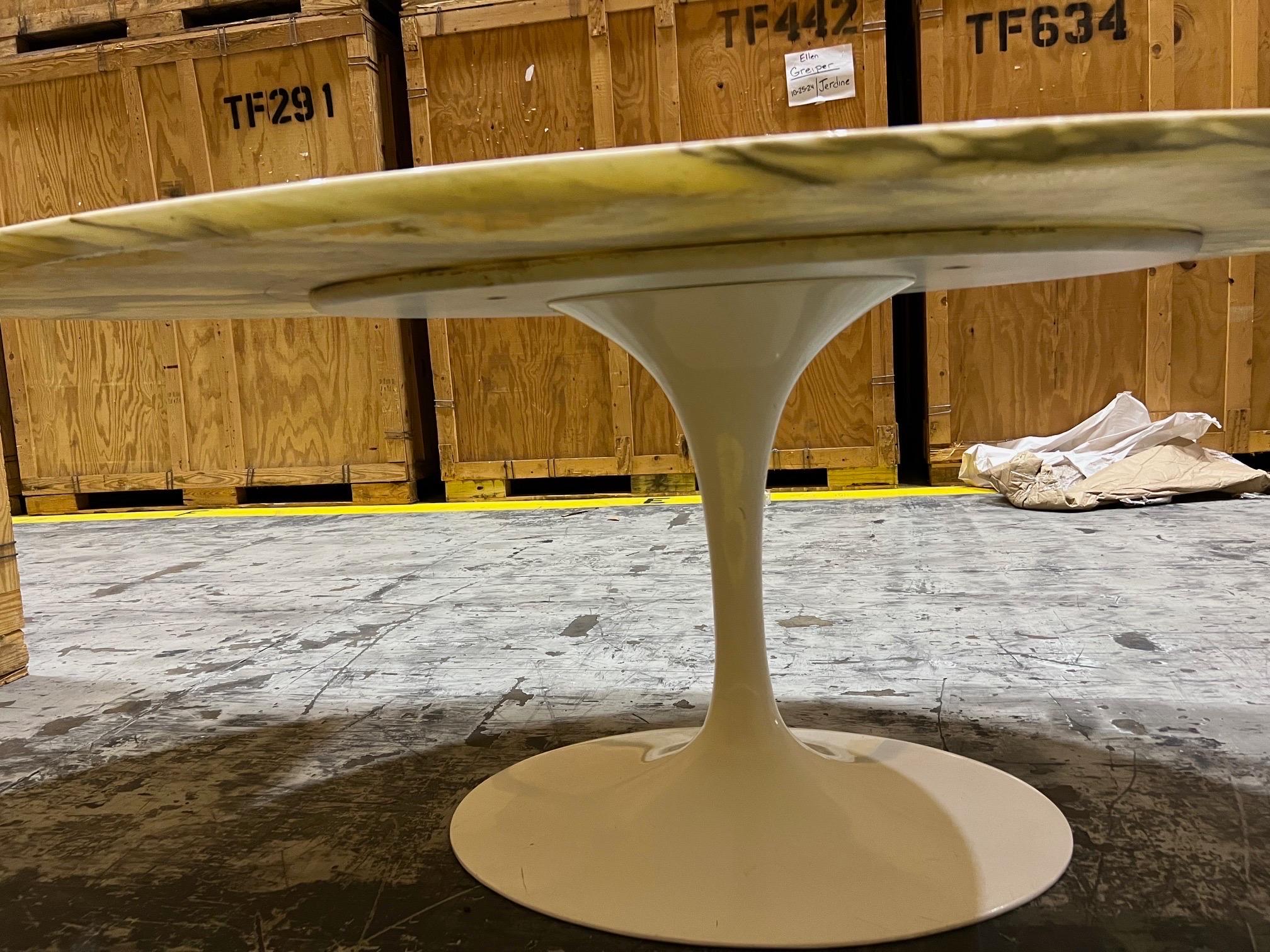 American Vintage Eero Saarinen for Knoll 72