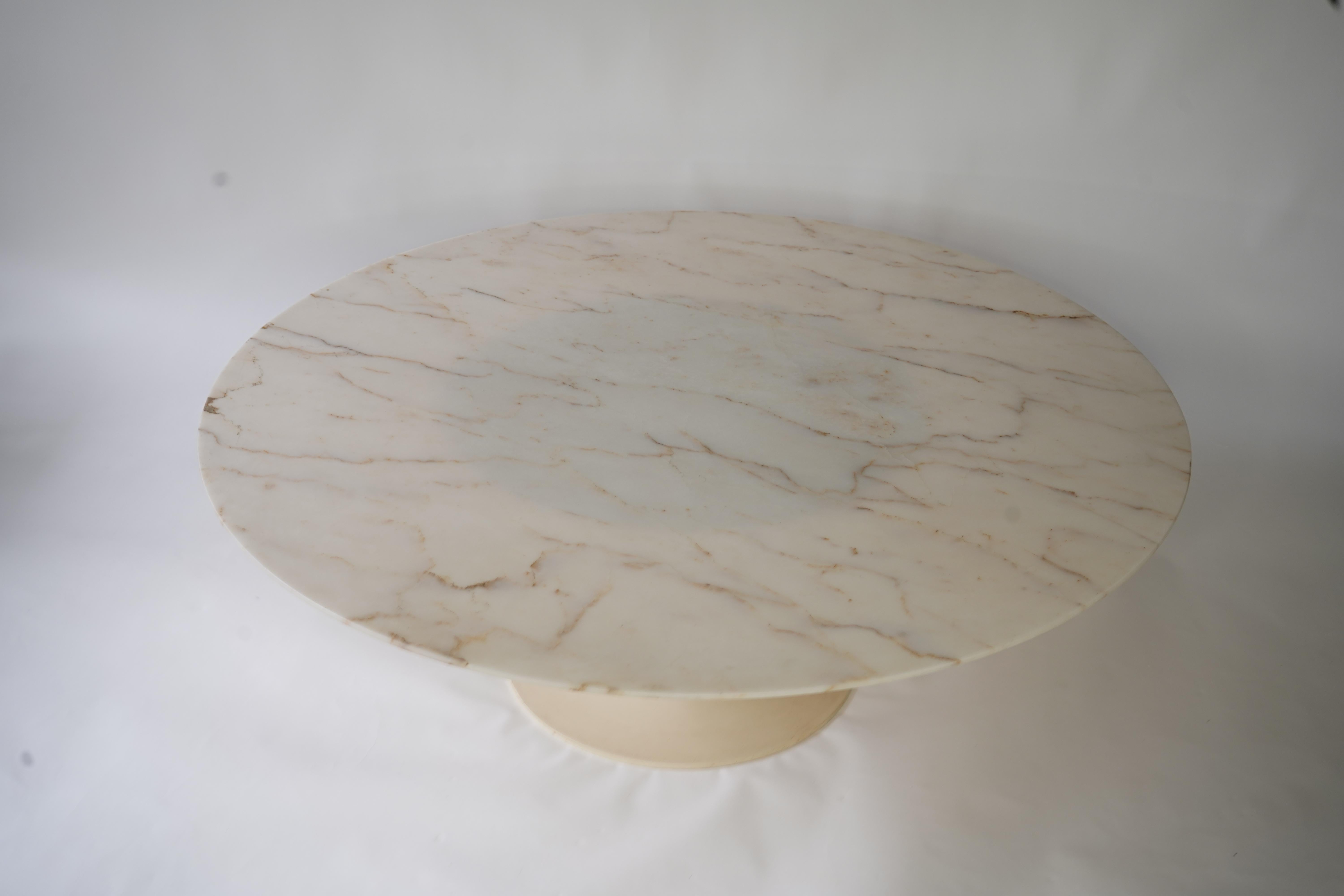 20th Century Vintage Eero Saarinen Marble Top Coffee Table for Knoll 1960's