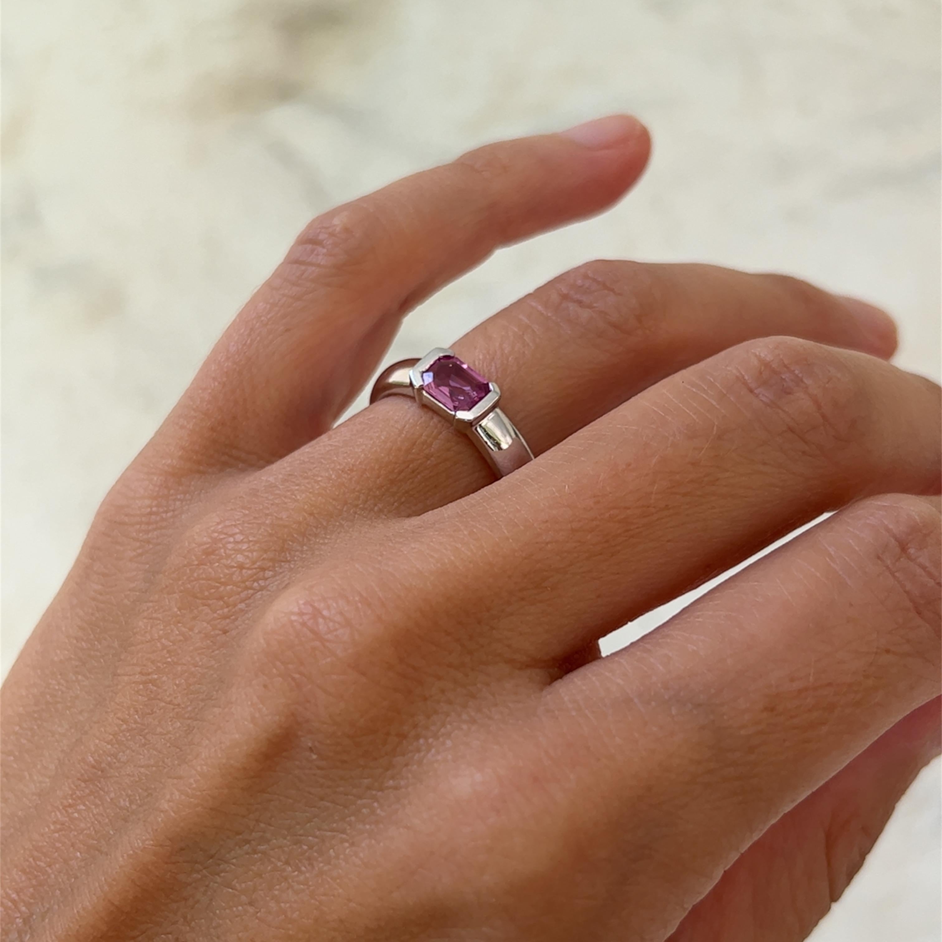 Women's or Men's Vintage Effy Bita Collection Natural Pink Sapphire Ring in 14k Gold