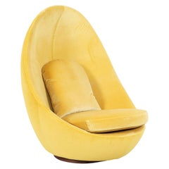 Vintage "Egg" Swivel Lounge Chair by Milo Baughman for Thayer Coggin