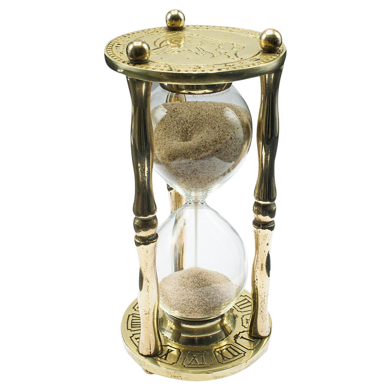 Timbre à œuf vintage, anglais, laiton, verre, répertoire de sable 3 minutes, milieu du siècle en vente