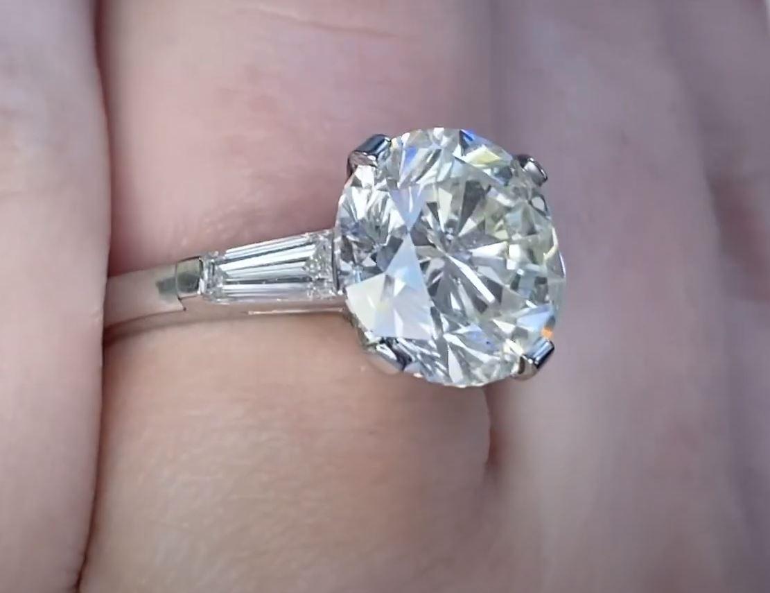 Women's Vintage EGL 5.09ct Round Brilliant Cut Diamond Engagement Ring, Platinum For Sale