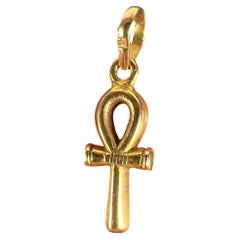 Vintage Egyptian Ankh Symbol of Life 18K Yellow Gold Charm Pendant