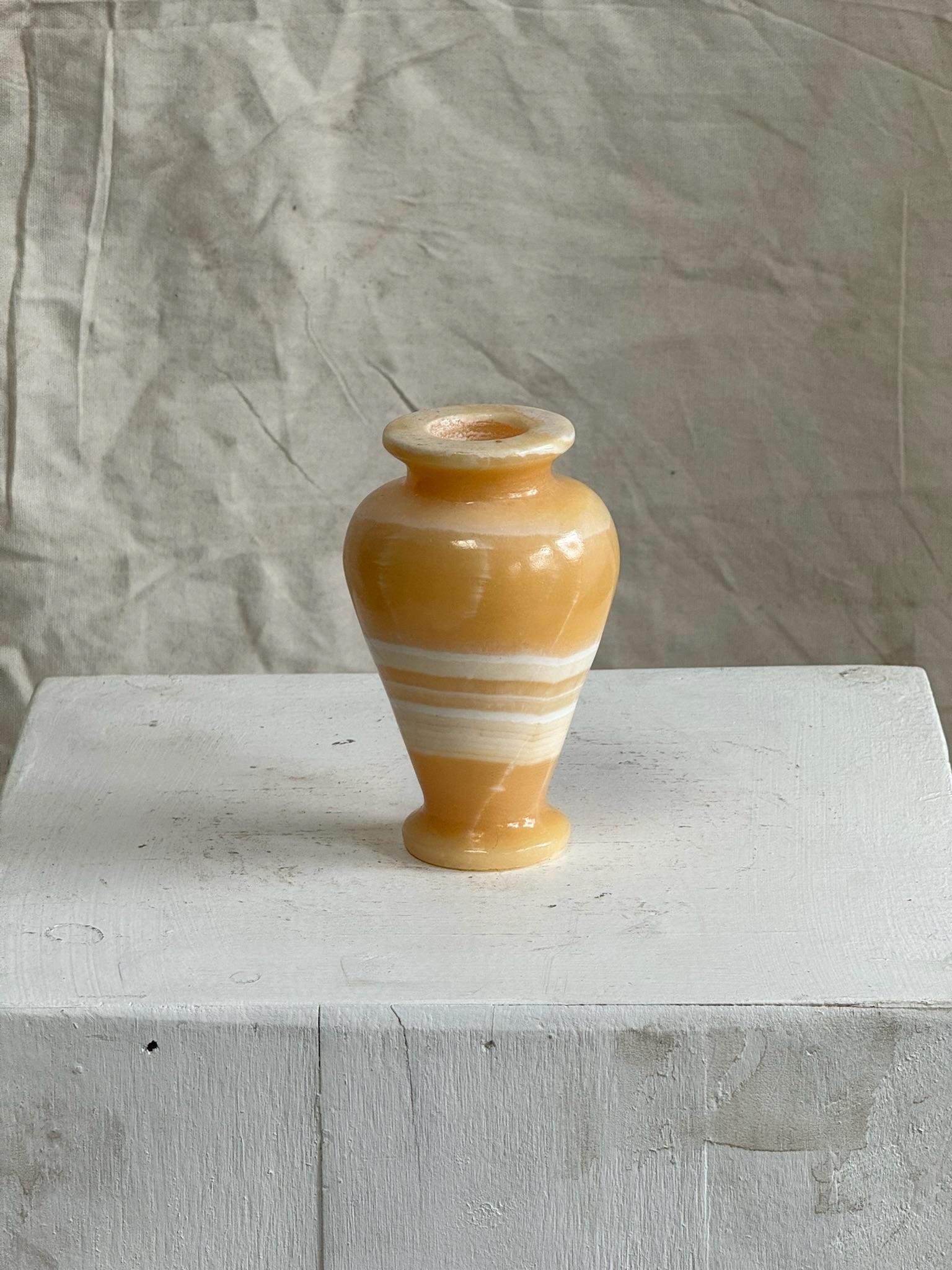 Jarrón vintage egipcio de ónice, mármol y piedra de alabastro Egipcio en venta