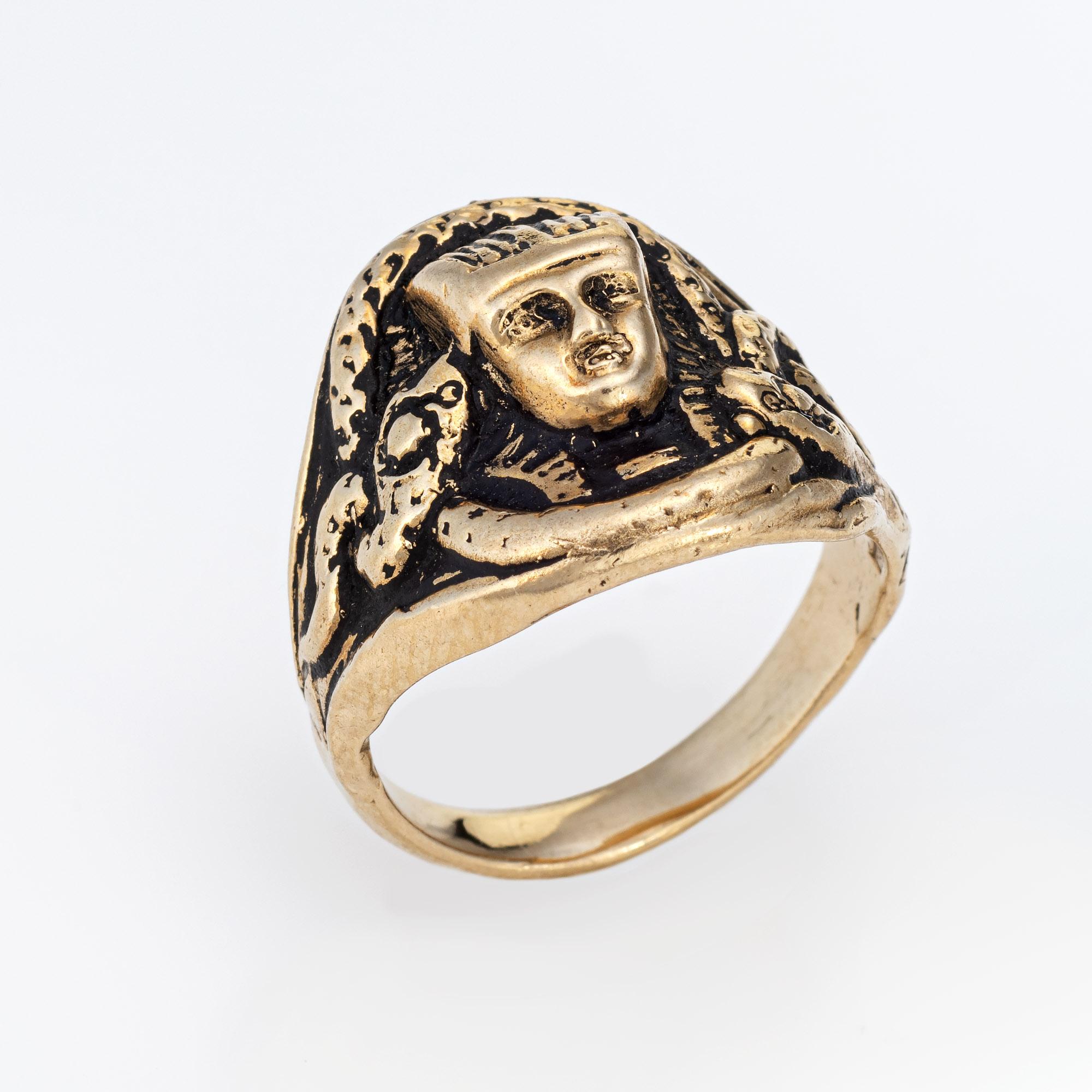Stylish vintage Egyptian Pharaoh signet ring (circa 1960s to 1970s) crafted in 14 karat yellow gold. 

The nicely detailed ring highlights the mystique of ancient Egypt. The ring is designed to pay homage to the enigmatic Pharaohs who once ruled the