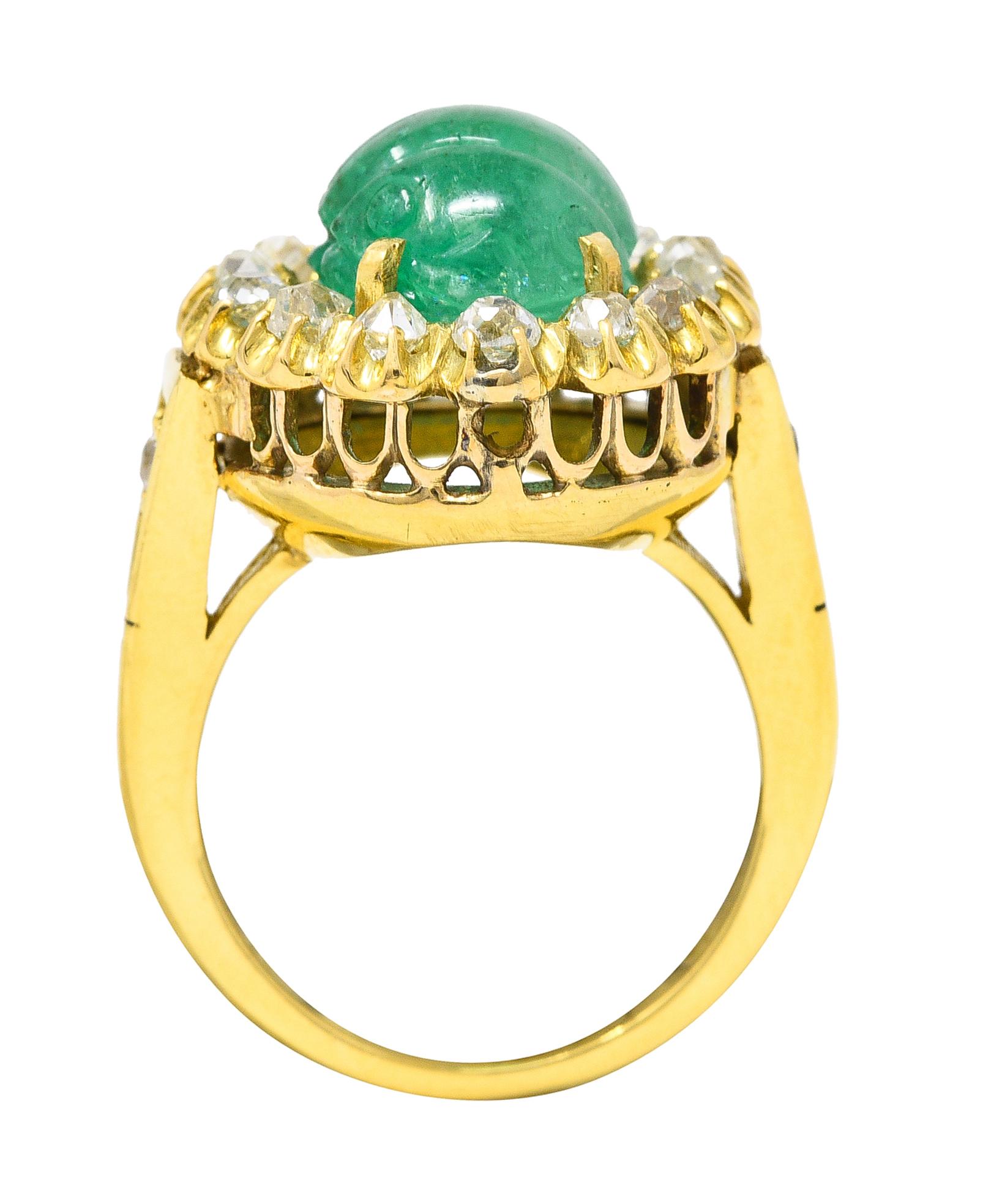 Vintage Egyptian Revival 7.80 Carats Carved Emerald Diamond 18 Karat Ring For Sale 3
