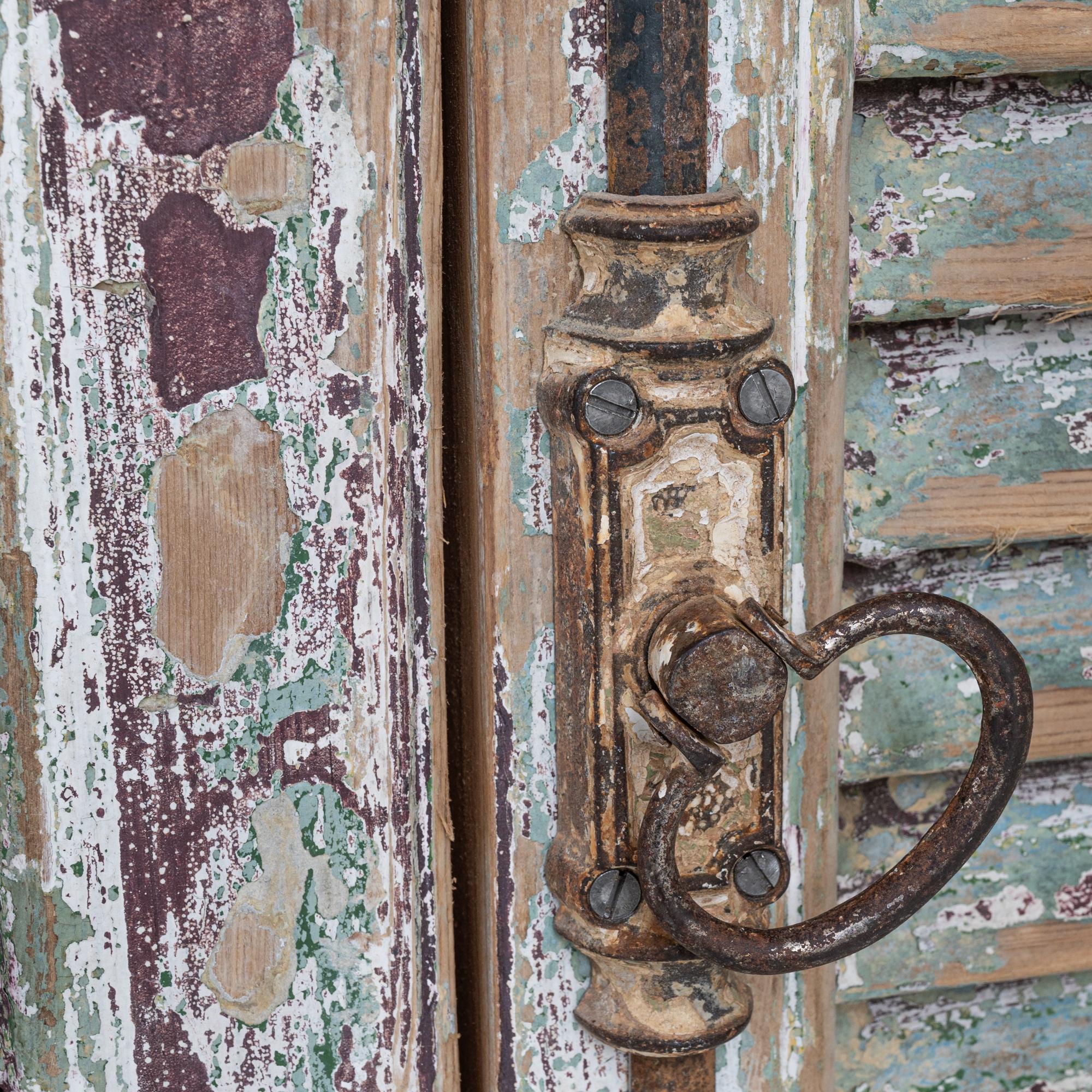 Vintage Northern African Shutter Door Cabinet im Angebot 6