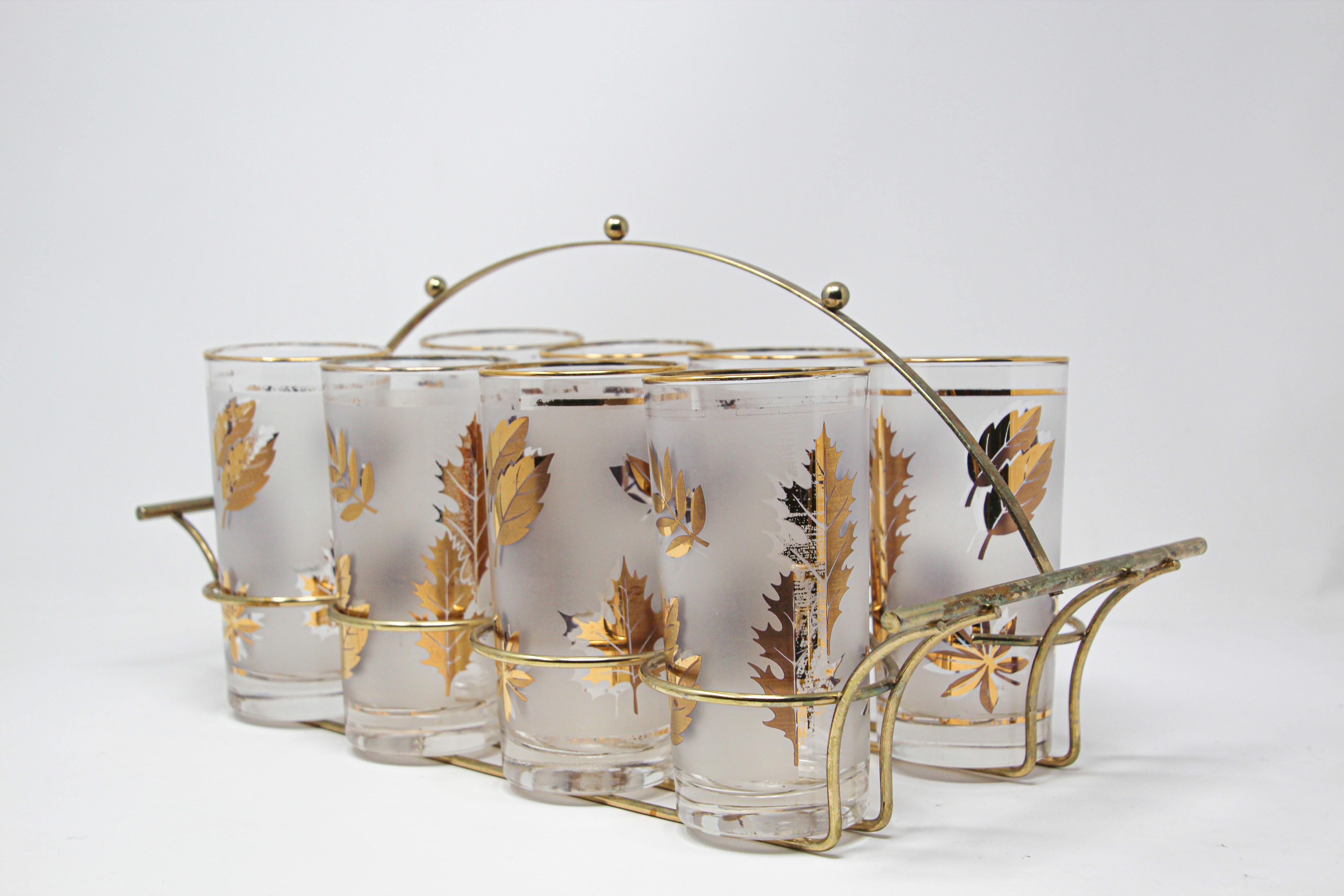 Mid-Century Modern Huit verres longs vintage en or 22 carats dans un chariot en laiton de Libbey en vente