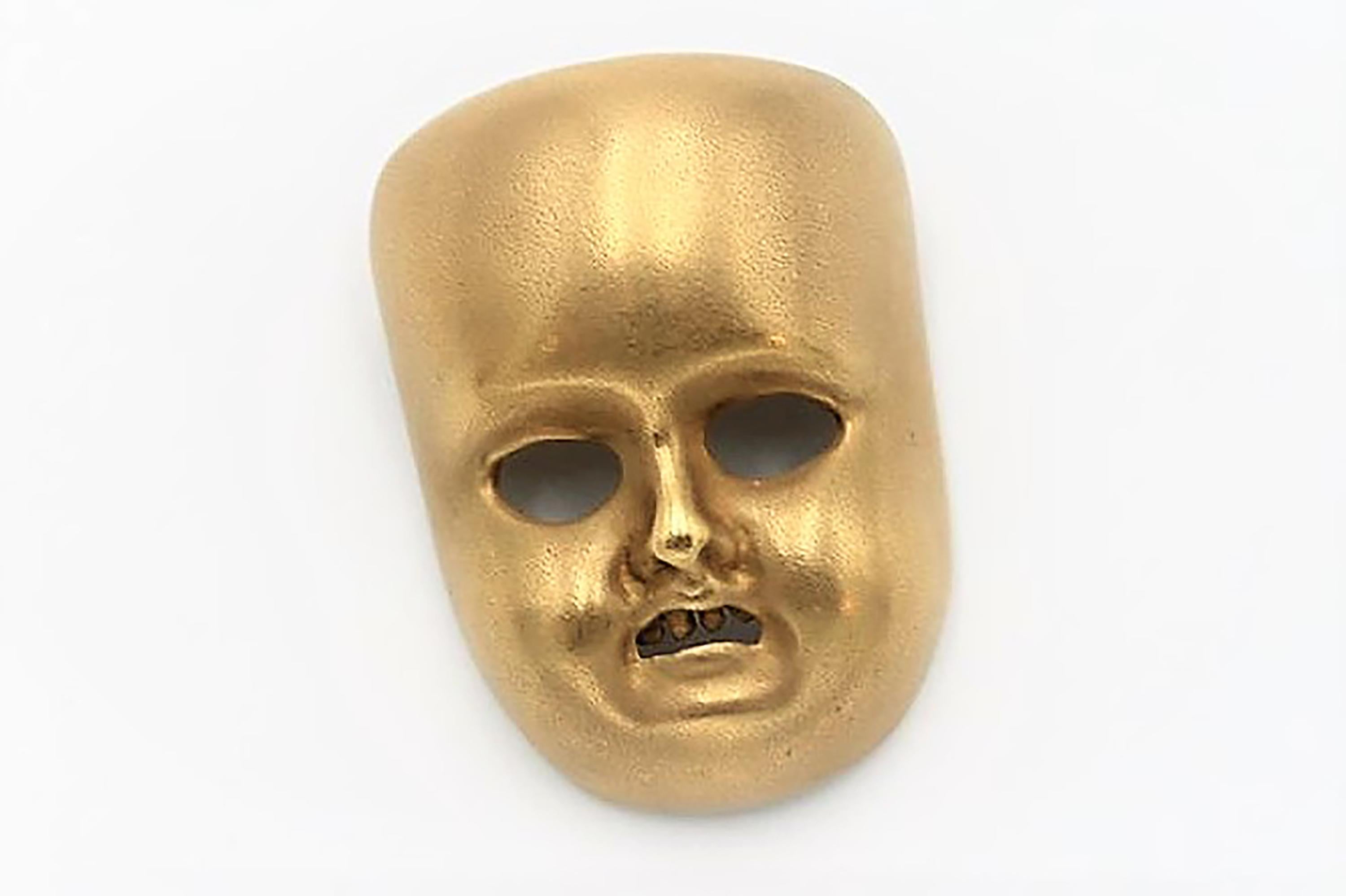Kieselstein-Cord Eighteen Karat Yellow Brushed Gold Rare Mask Brooch In Good Condition In New York, NY