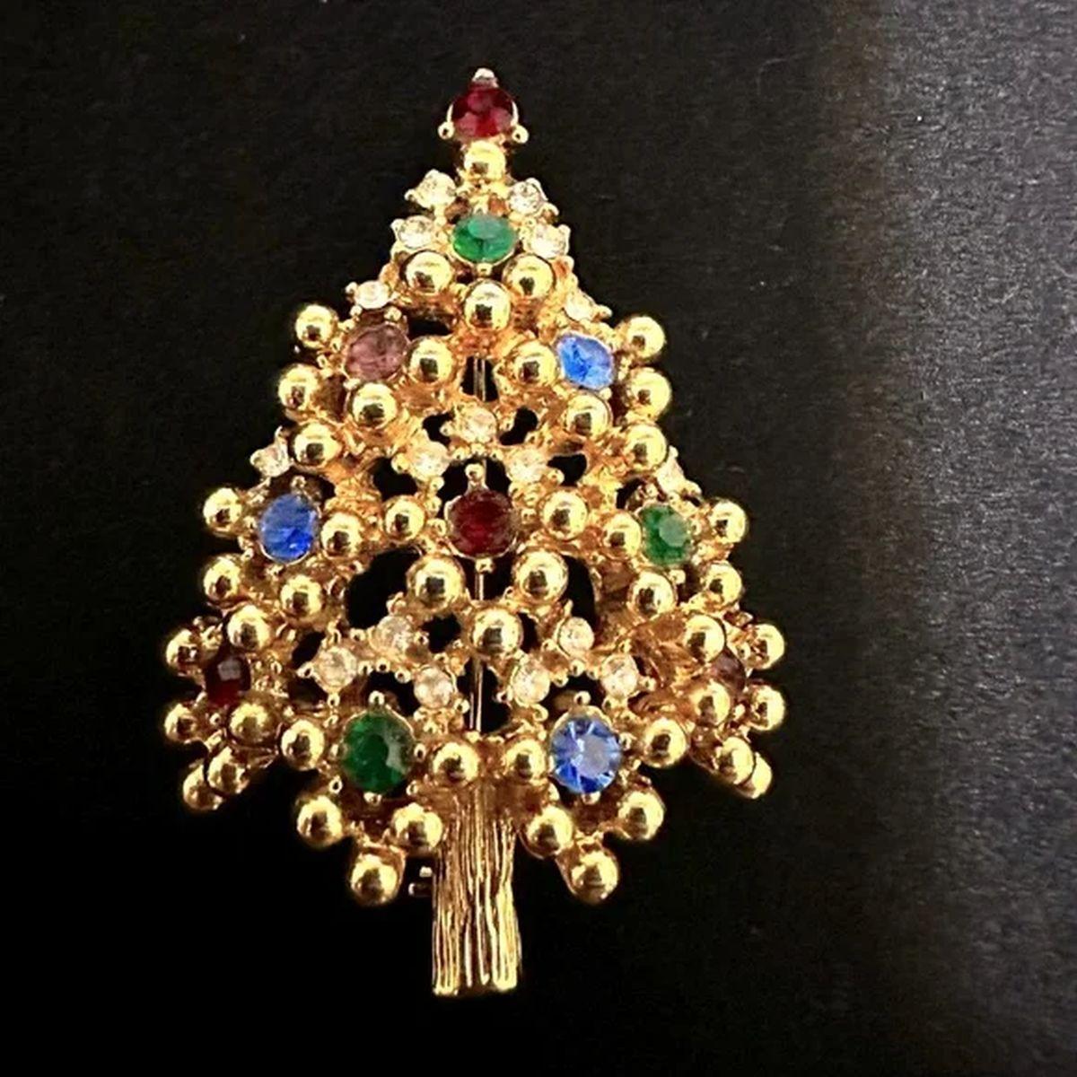 Simply Beautiful! Vintage Designer Signed Eisenberg Classic Christmas Tree with Faux Multi Gemstones in Gold-tone mounting Holiday Brooch Pin. Measuring approx. 2.25