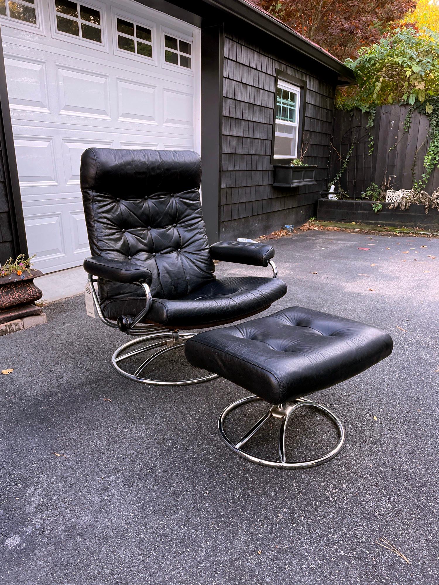 Vintage Ekornes Stressless Black Leather Recliner Chair W/ Original Hangtag 4