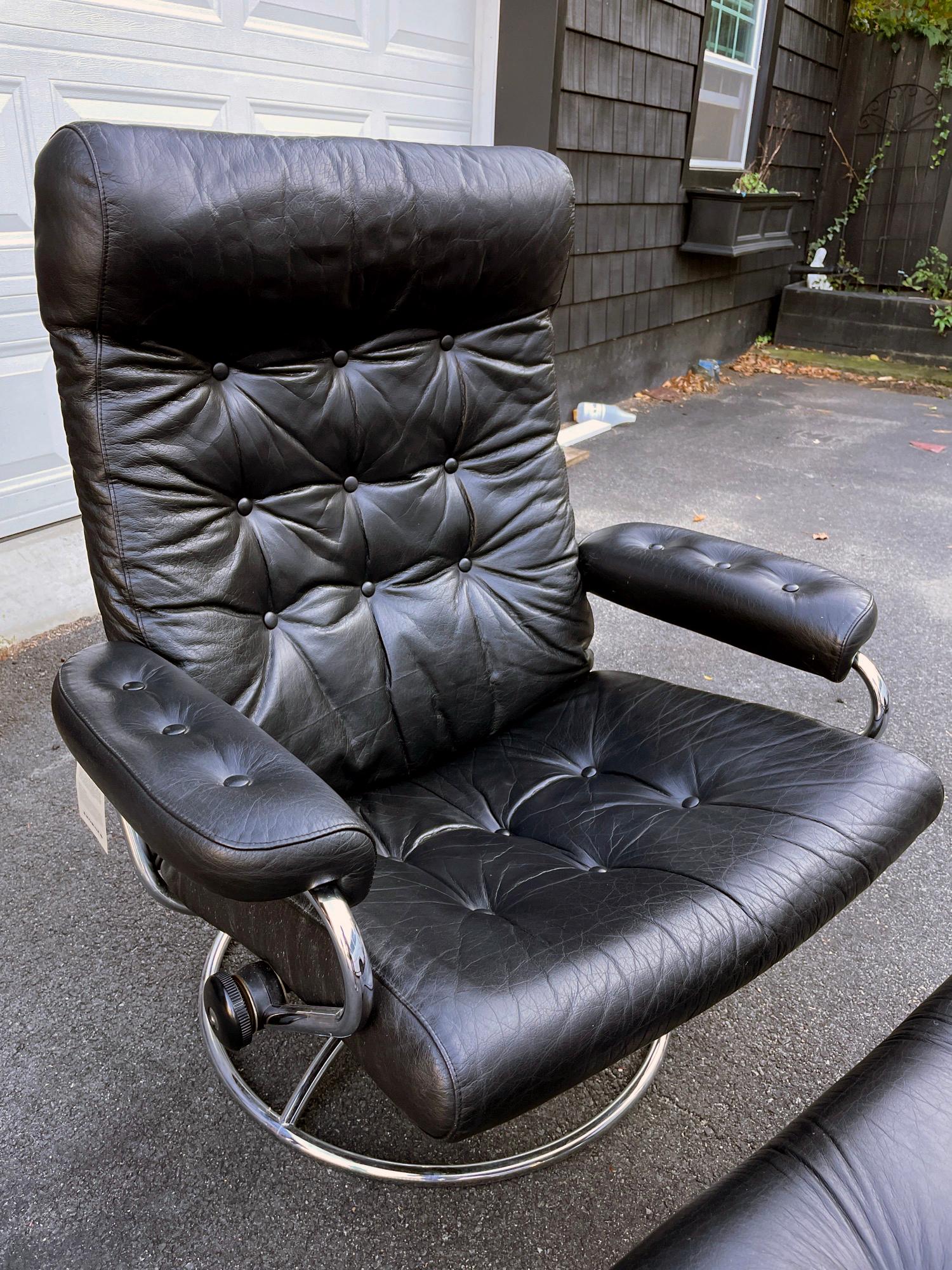 Norwegian Vintage Ekornes Stressless Black Leather Recliner Chair W/ Original Hangtag