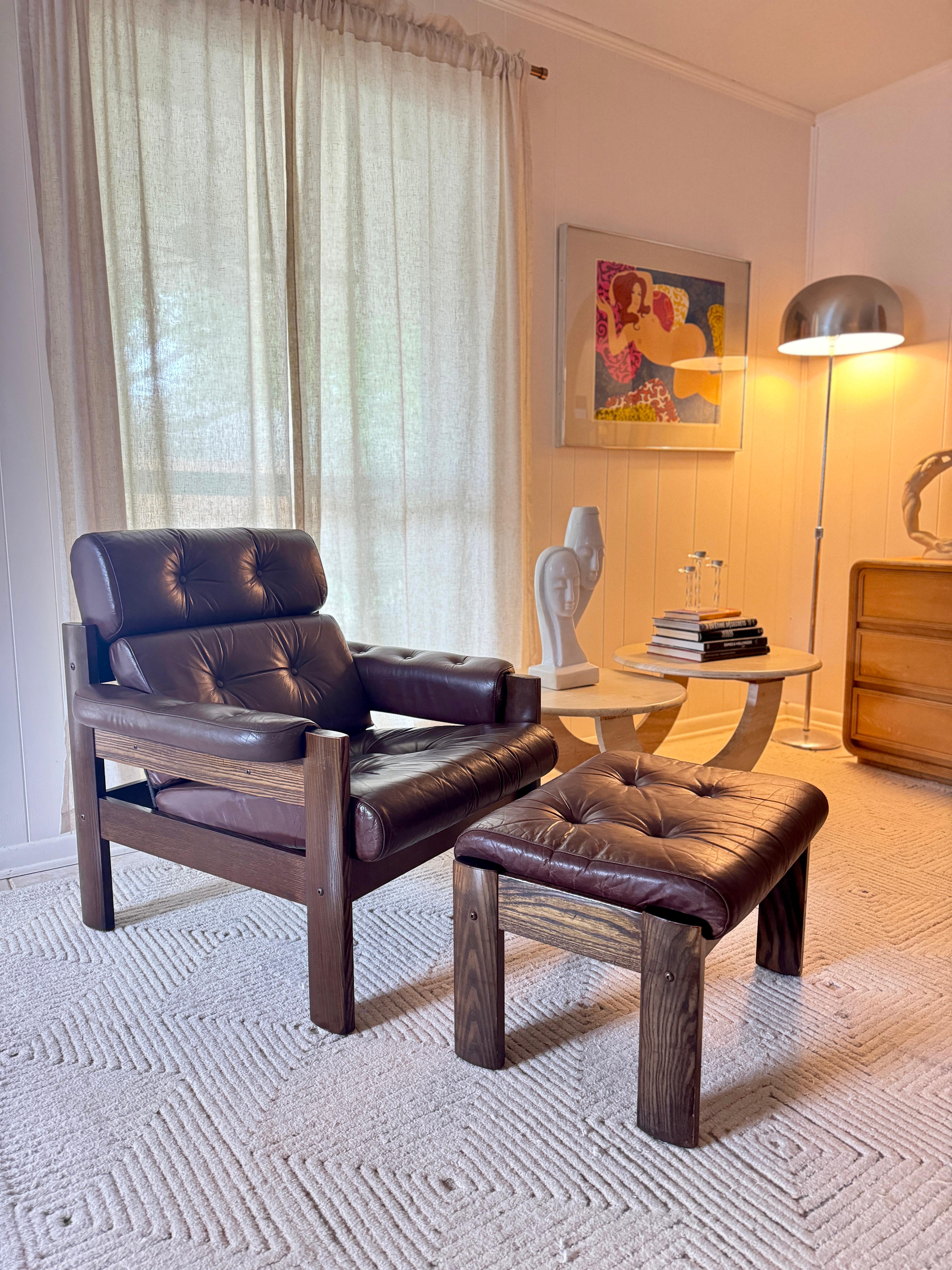 Vintage Ekornes stressless lounge chair and ottoman made in Norway, circa 1970s 2
