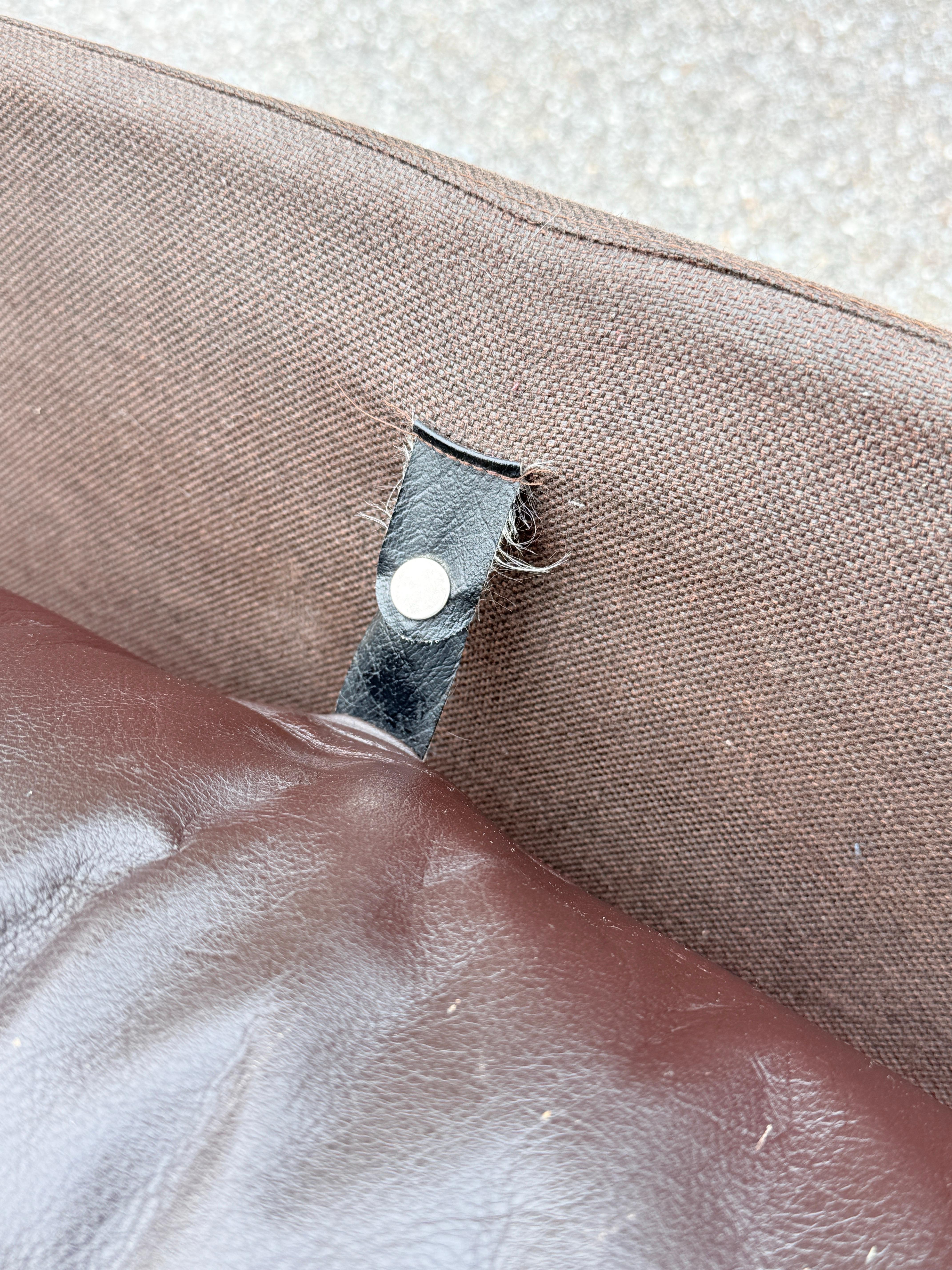 Vintage Ekornes Stressless Recliner & Ottoman en vente 3