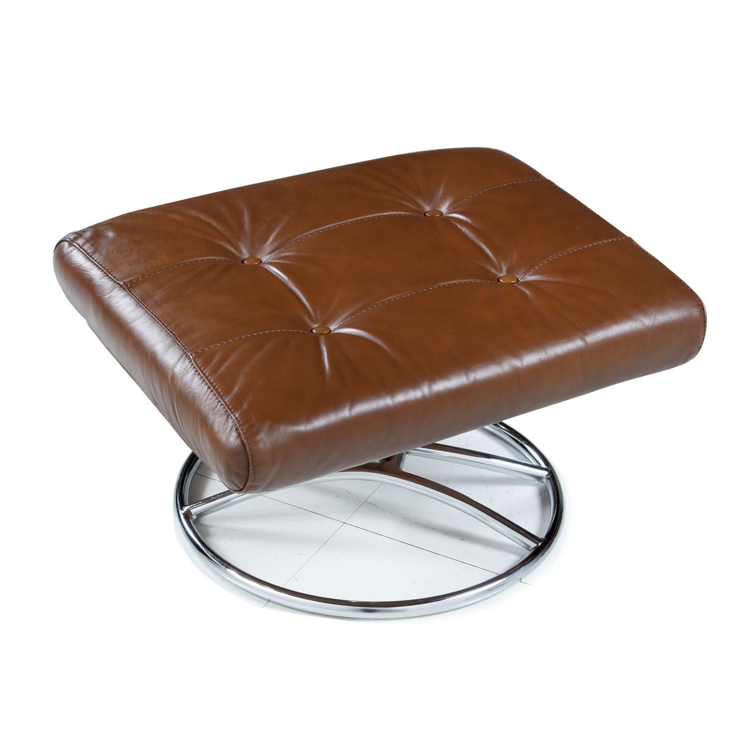 Mid-Century Modern Vintage Ekornes Style Chrome and Leather Recliner Lounge Chair with Ottoman