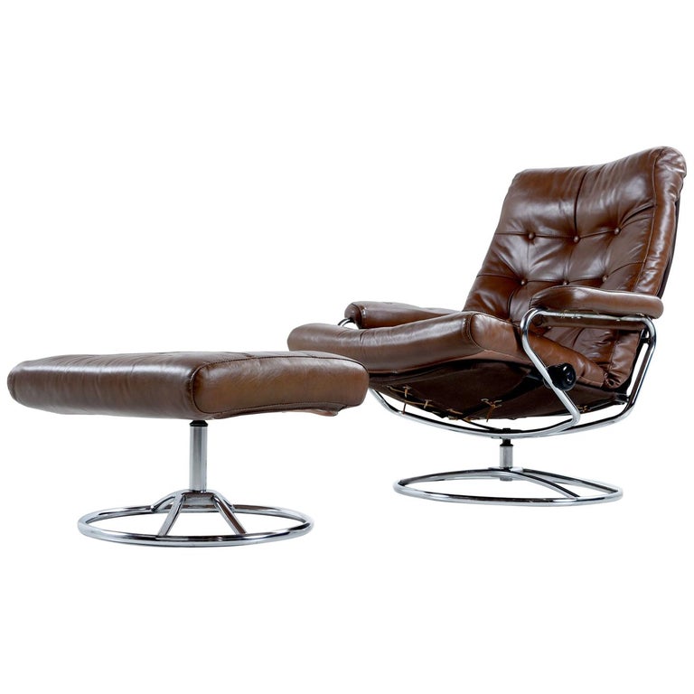 Vintage Ekornes Style Chrome and Leather Recliner Lounge Chair with Ottoman For Sale at 1stdibs