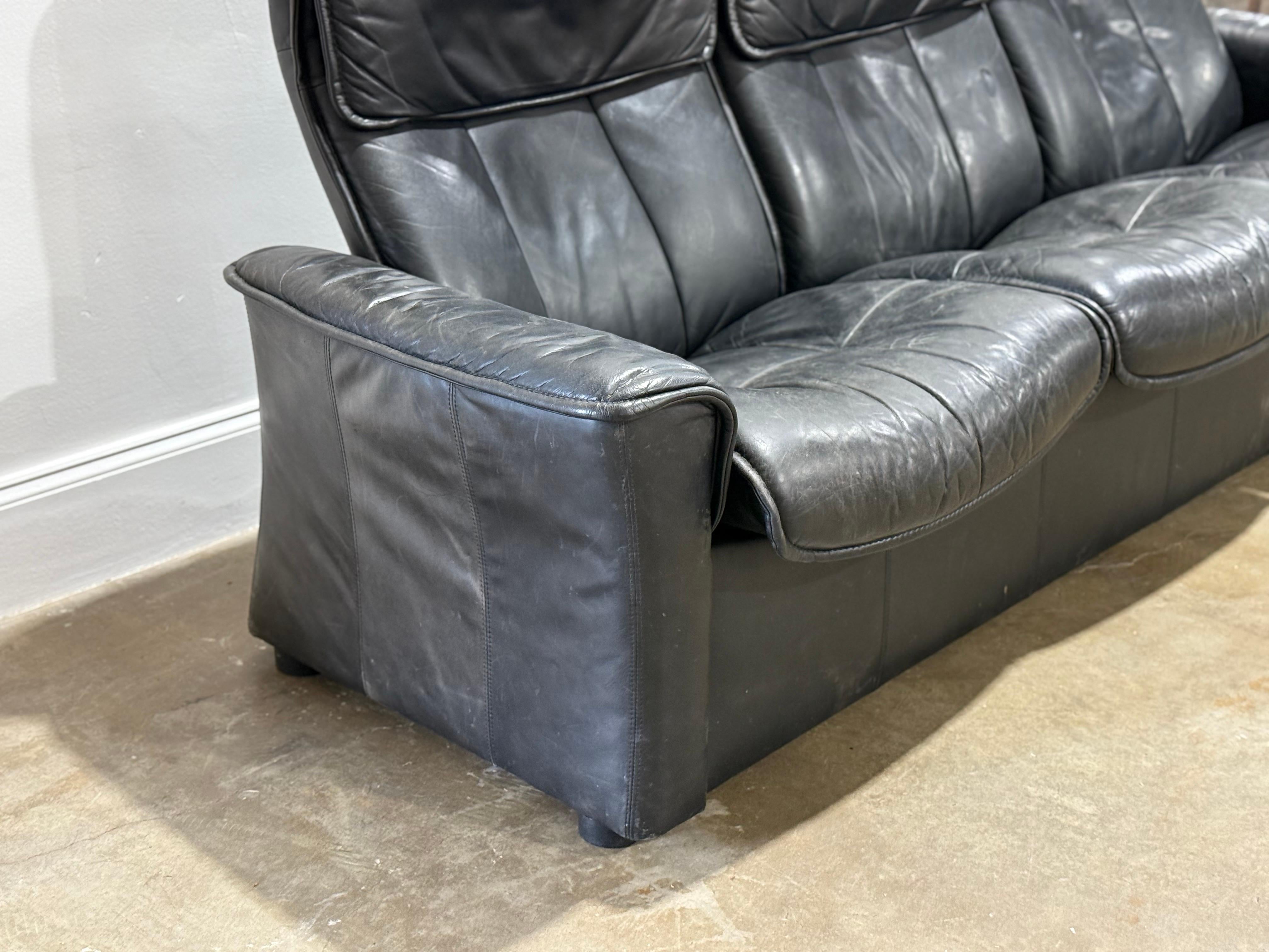 Fin du 20e siècle Canapé vintage Ekorness inclinable en cuir noir - Canapé Scandinave Midcentury en vente