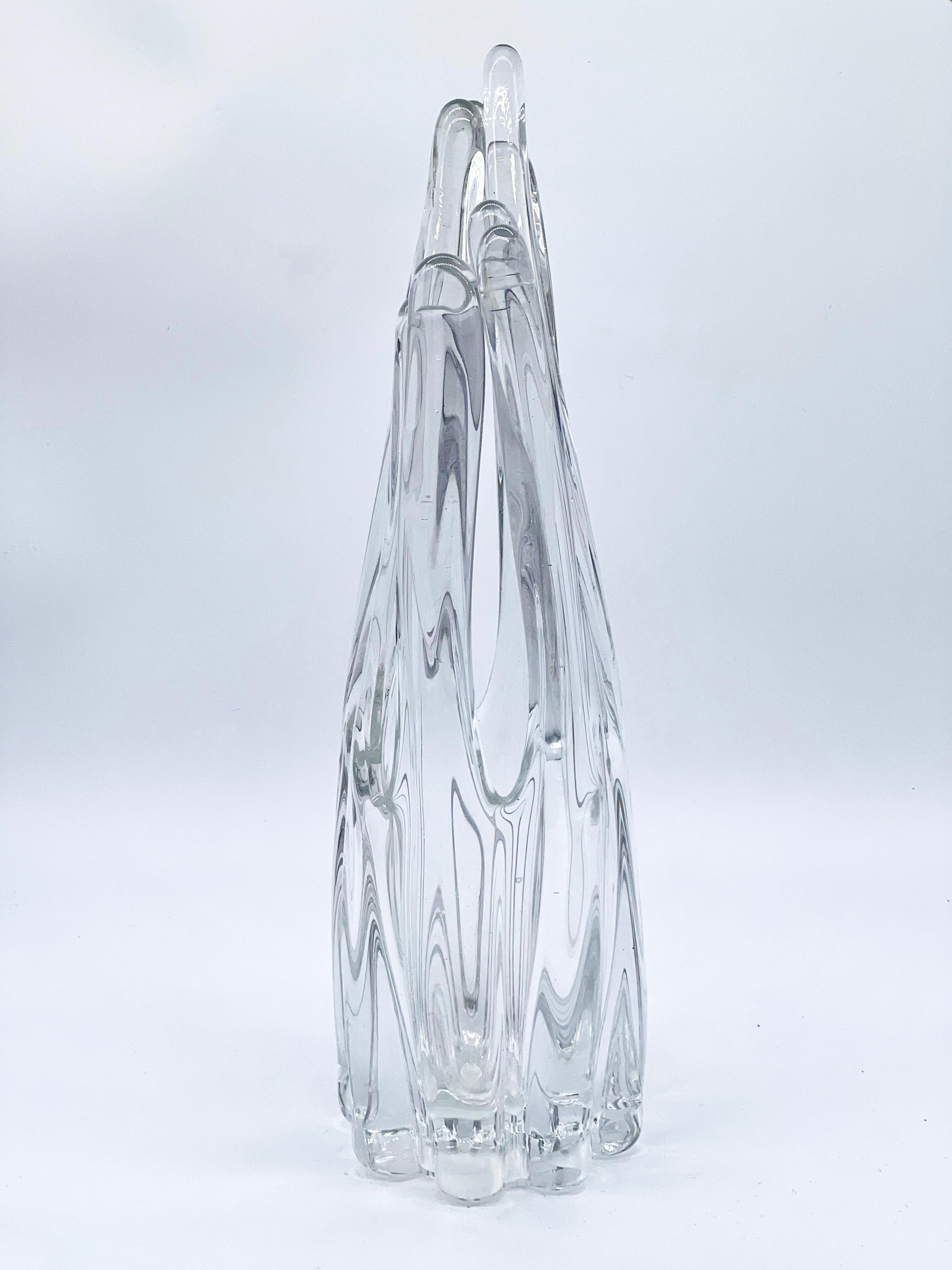 Modern Sculpture / Vase - Centrepiece - Interior Decoration 

Stunning and perfectly preserved Murano vase in clear 