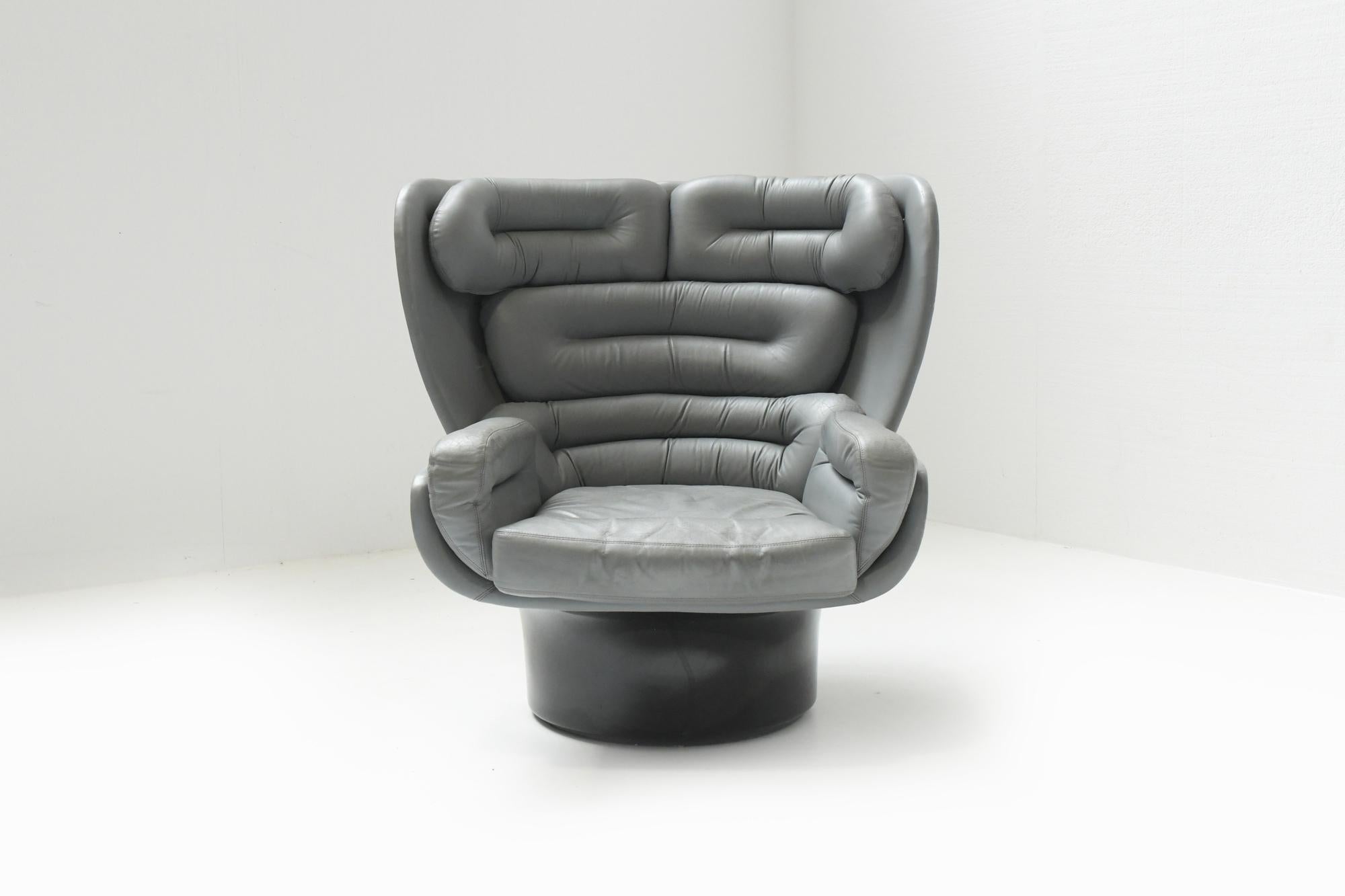 Italian Vintage Elda Chair in Grey Leather and Black Shell by Joe Colombo, Italy For Sale