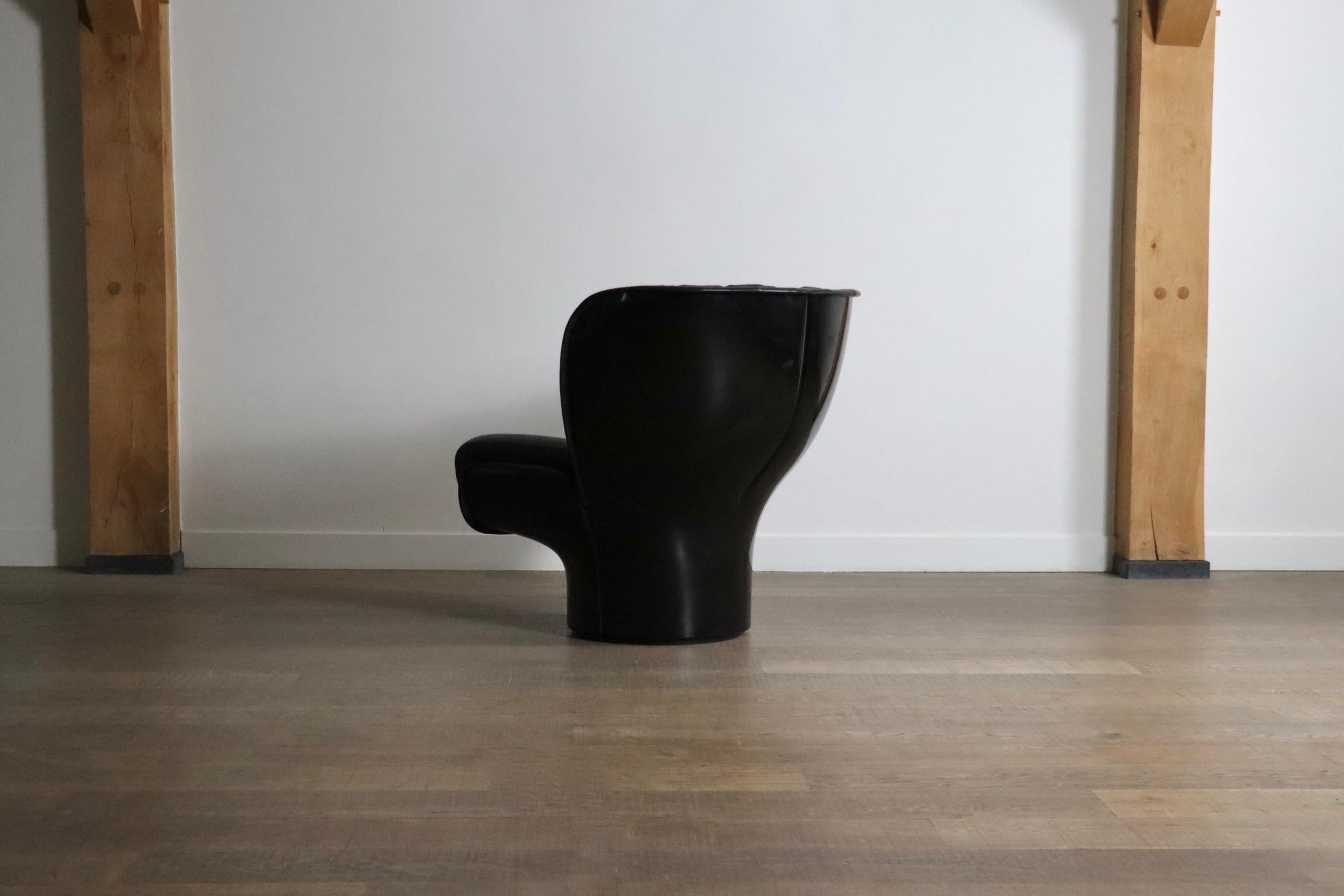 Chaise longue vintage Elda en noir sur noir par Joe Colombo pour Comfort Italy 197 en vente 4